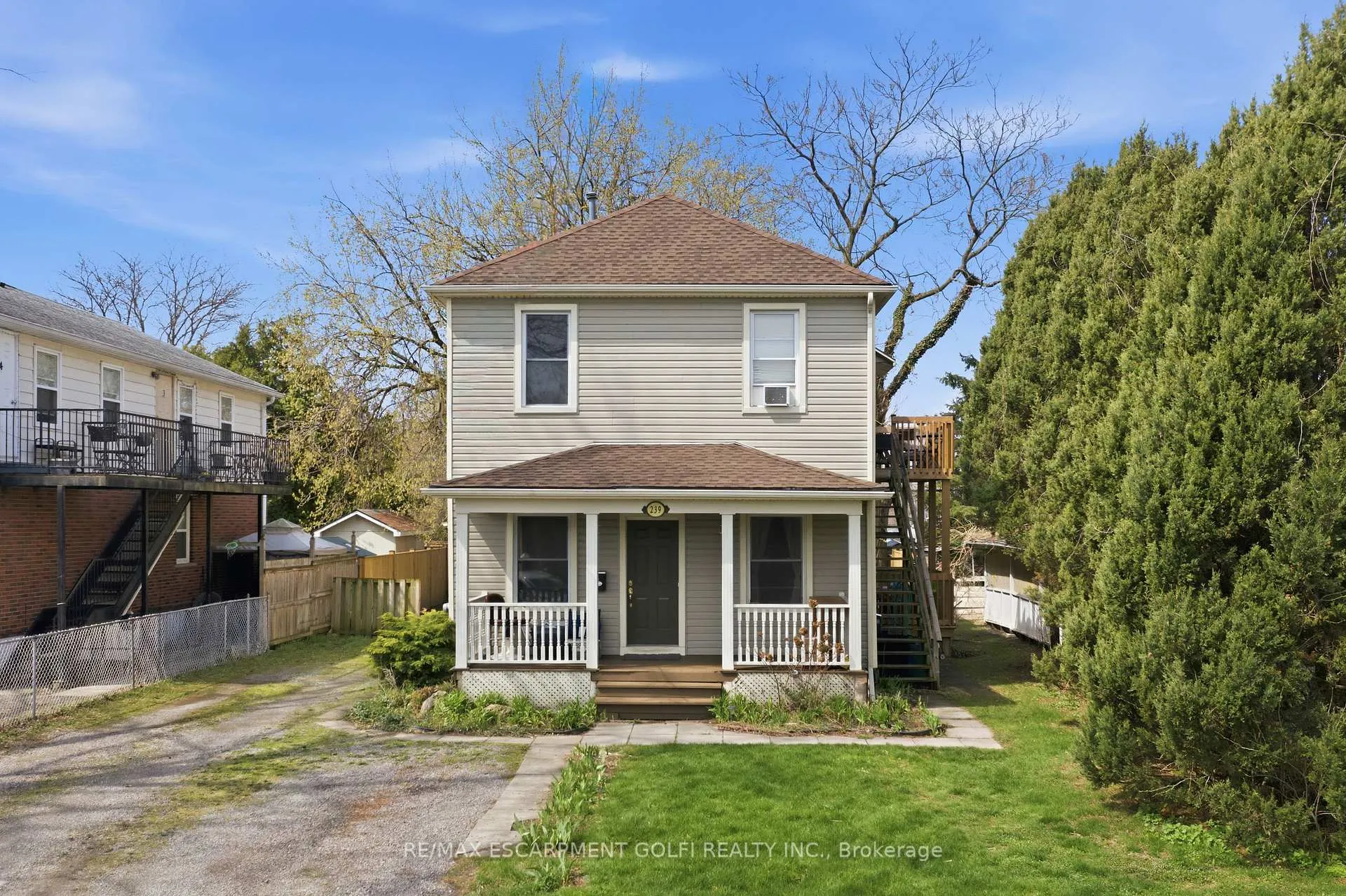 Photo 1 of 239 York Street, St. Catharines, Haig — HOMEH