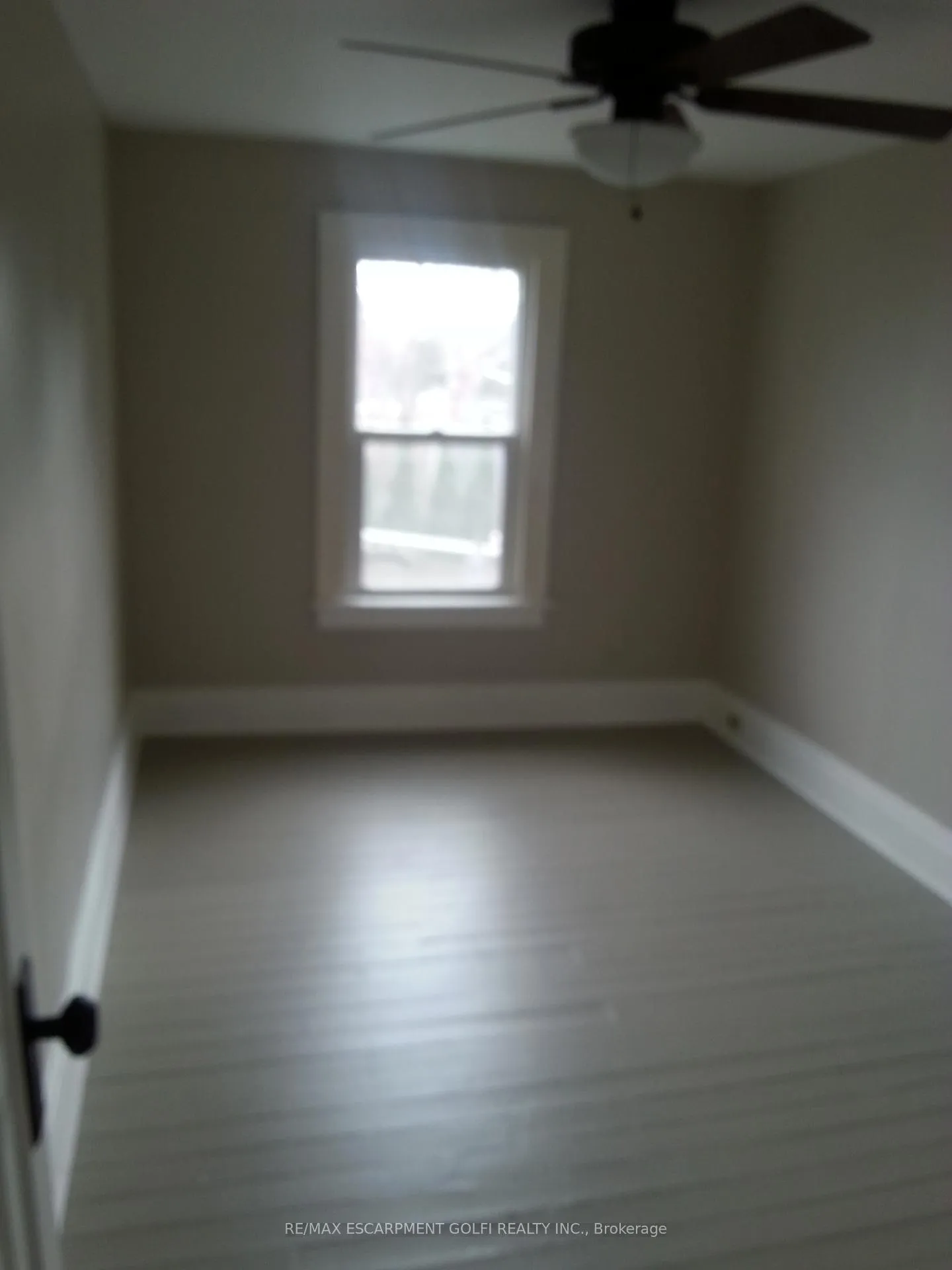 Photo 22 of 239 York Street, St. Catharines, Haig — HOMEH