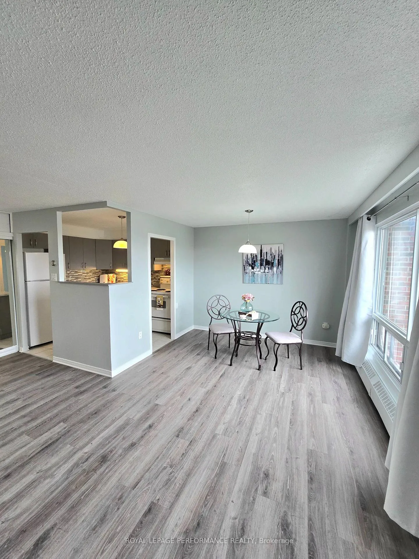 Photo 20 of Unit 1113, 20 Chesterton Drive, Ottawa, Borden Farm/Stewart Farm/Carleton Heights/Parkwood Hills — HOMEH