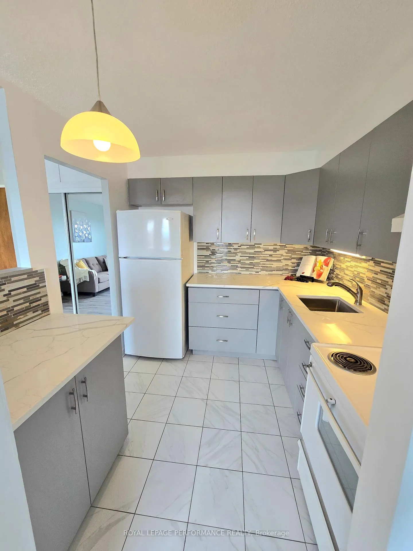 Photo 24 of Unit 1113, 20 Chesterton Drive, Ottawa, Borden Farm/Stewart Farm/Carleton Heights/Parkwood Hills — HOMEH
