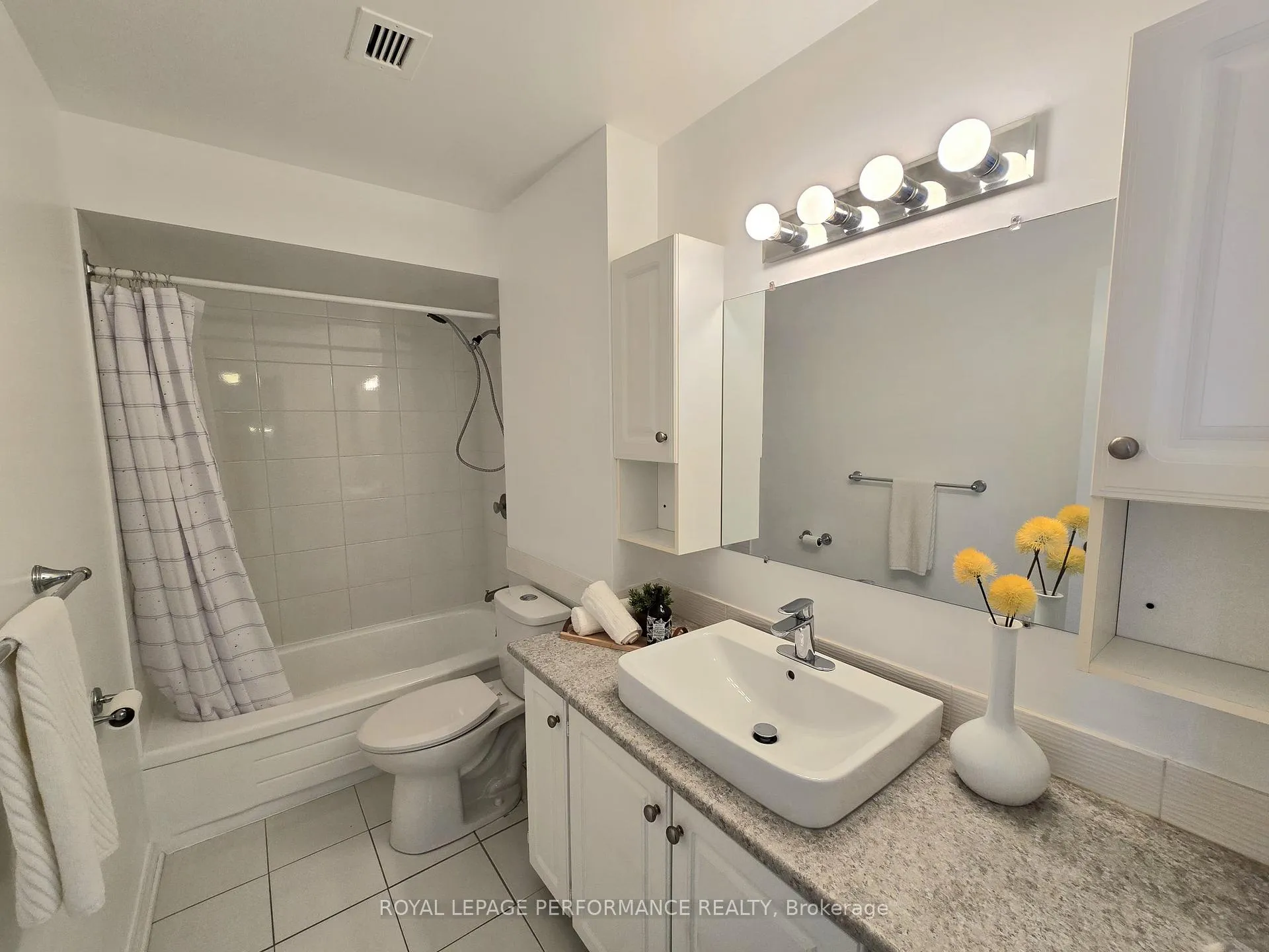 Photo 31 of Unit 1113, 20 Chesterton Drive, Ottawa, Borden Farm/Stewart Farm/Carleton Heights/Parkwood Hills — HOMEH