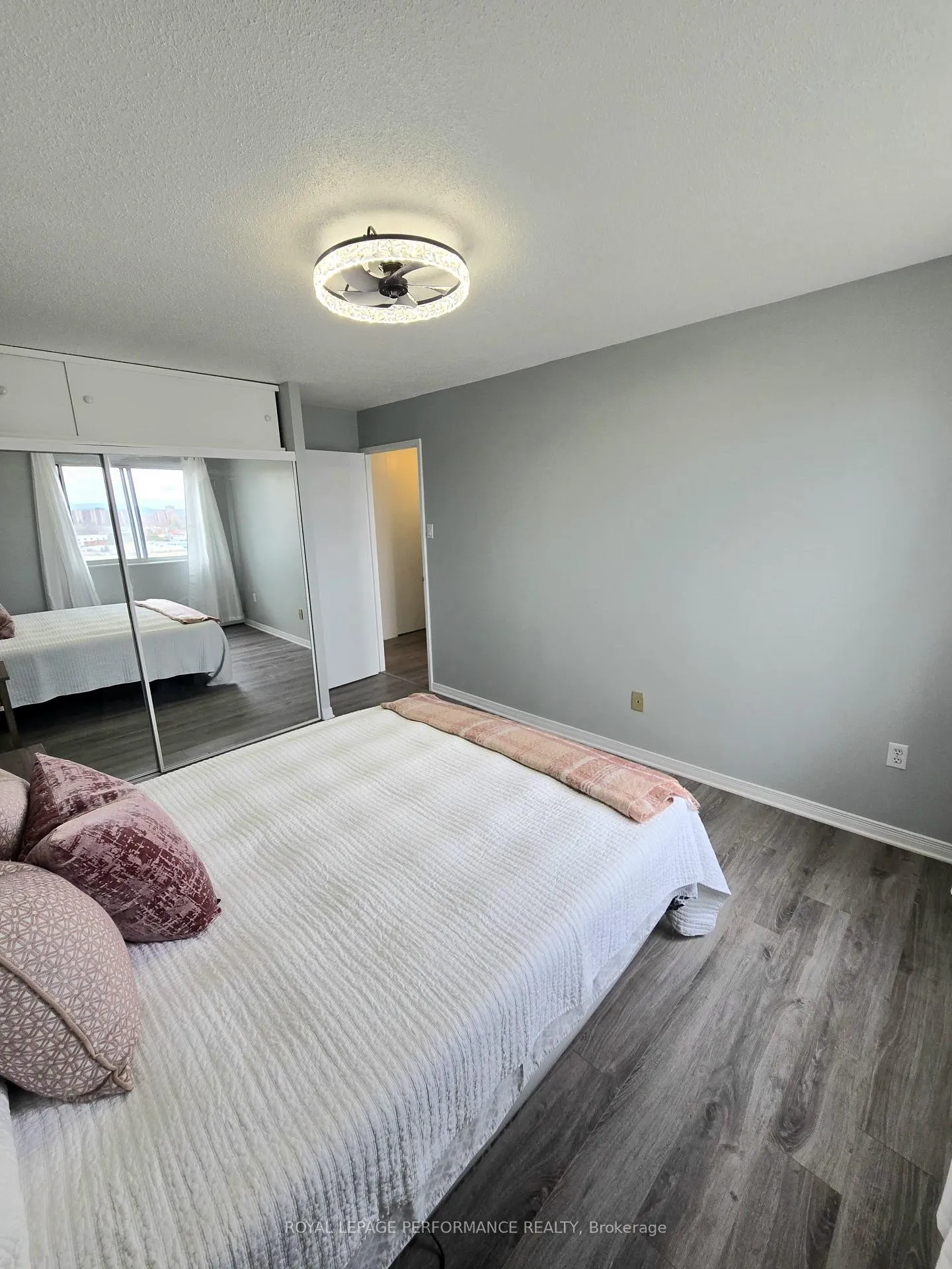Photo 36 of Unit 1113, 20 Chesterton Drive, Ottawa, Borden Farm/Stewart Farm/Carleton Heights/Parkwood Hills — HOMEH