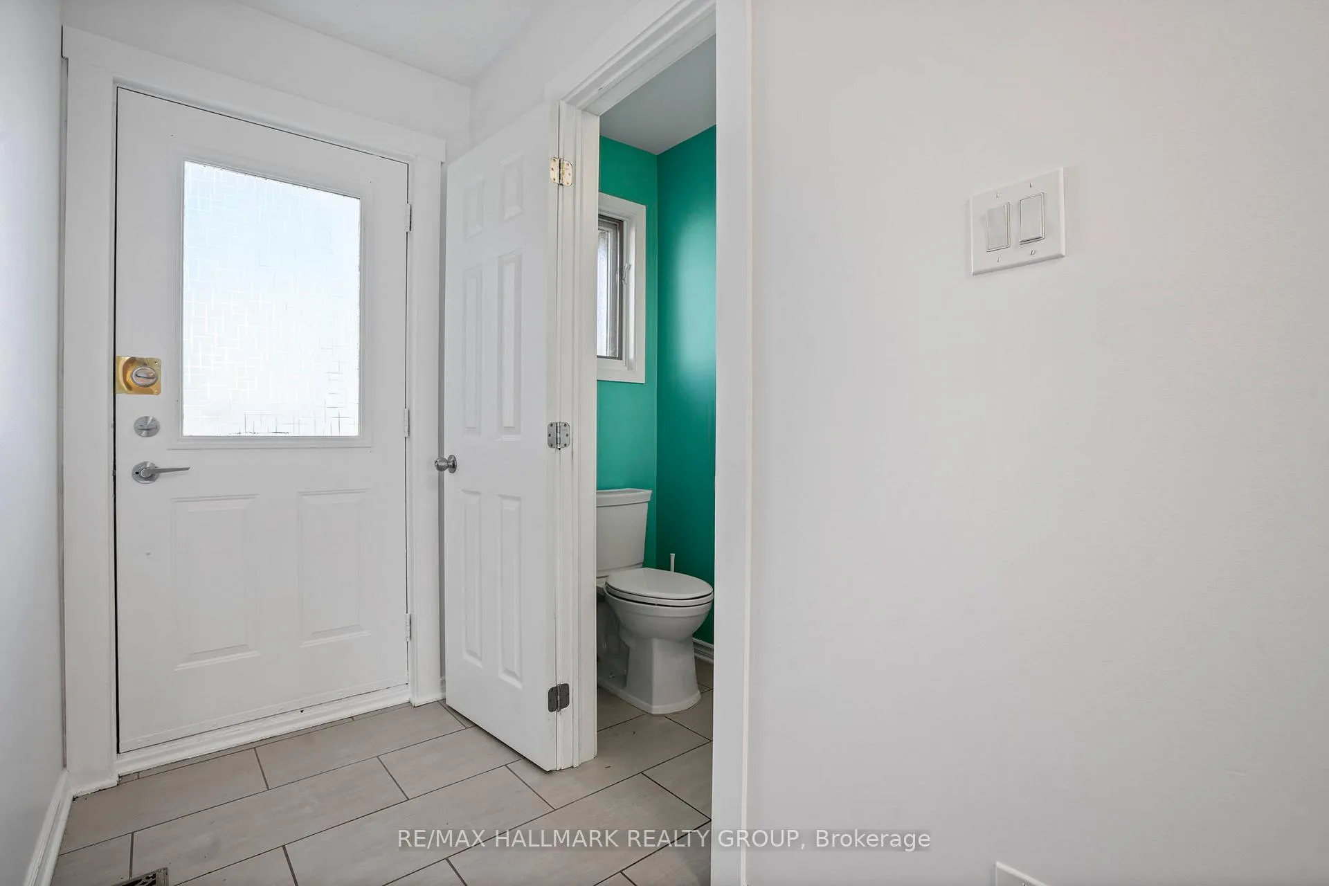 Photo 21 of 504 Canotia Place, Ottawa, Fallingbrook/Pineridge — HOMEH