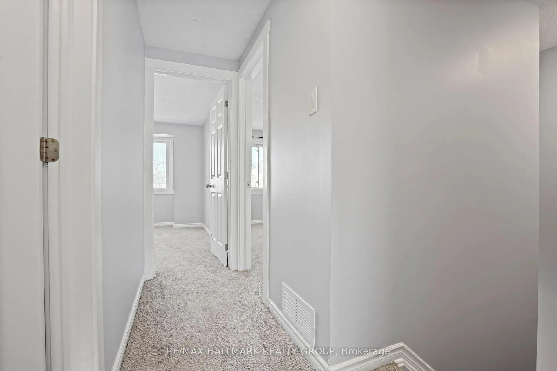 Photo 23 of 504 Canotia Place, Ottawa, Fallingbrook/Pineridge — HOMEH