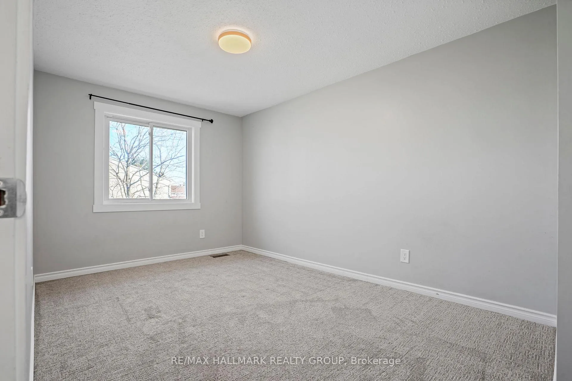 Photo 27 of 504 Canotia Place, Ottawa, Fallingbrook/Pineridge — HOMEH