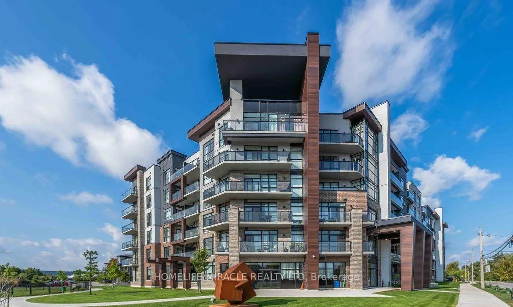 Front of Unit 510, 600 North Service Road
