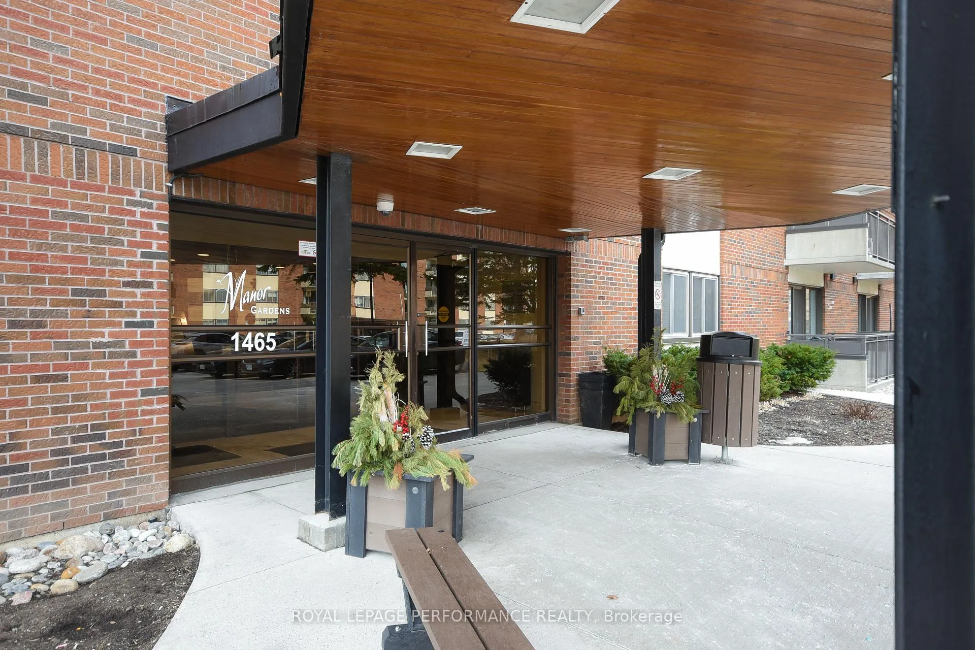 Photo 4 of Unit 1014, 1465 Baseline Road, Ottawa, Copeland Park — HOMEH