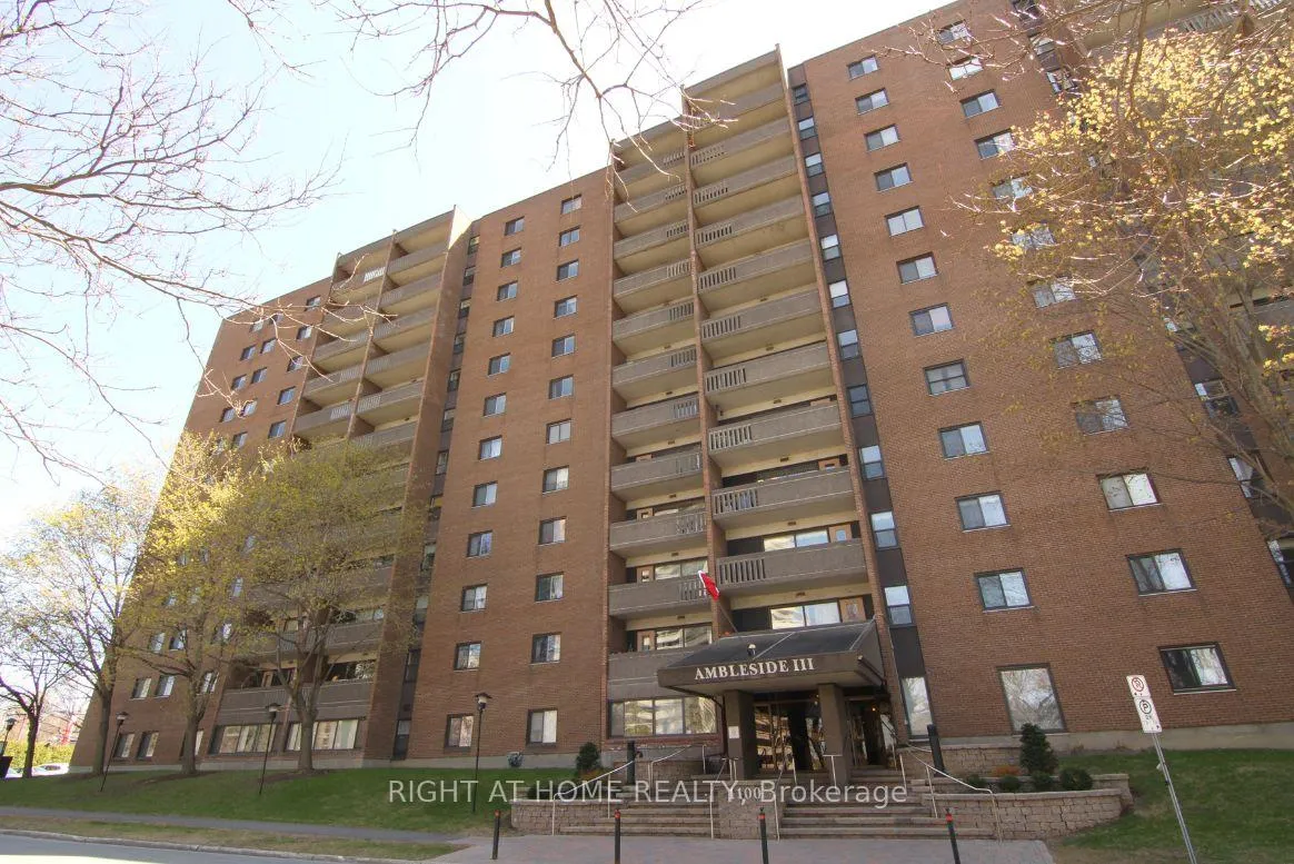 Front of Unit 1115, 1100 Ambleside Drive