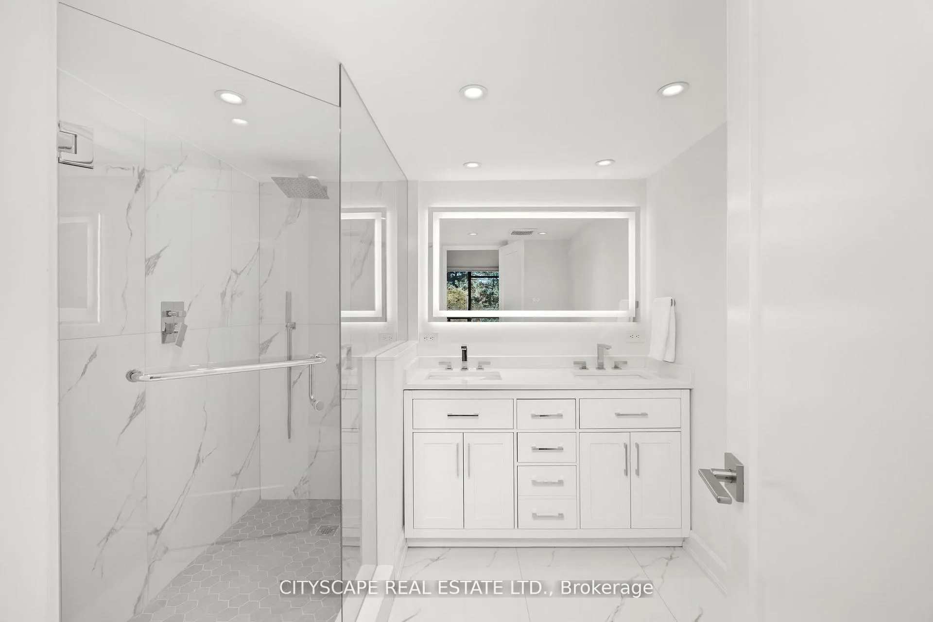 Photo 20 of Unit 209, 7460 Bathurst Street, Vaughan, Brownridge — HOMEH