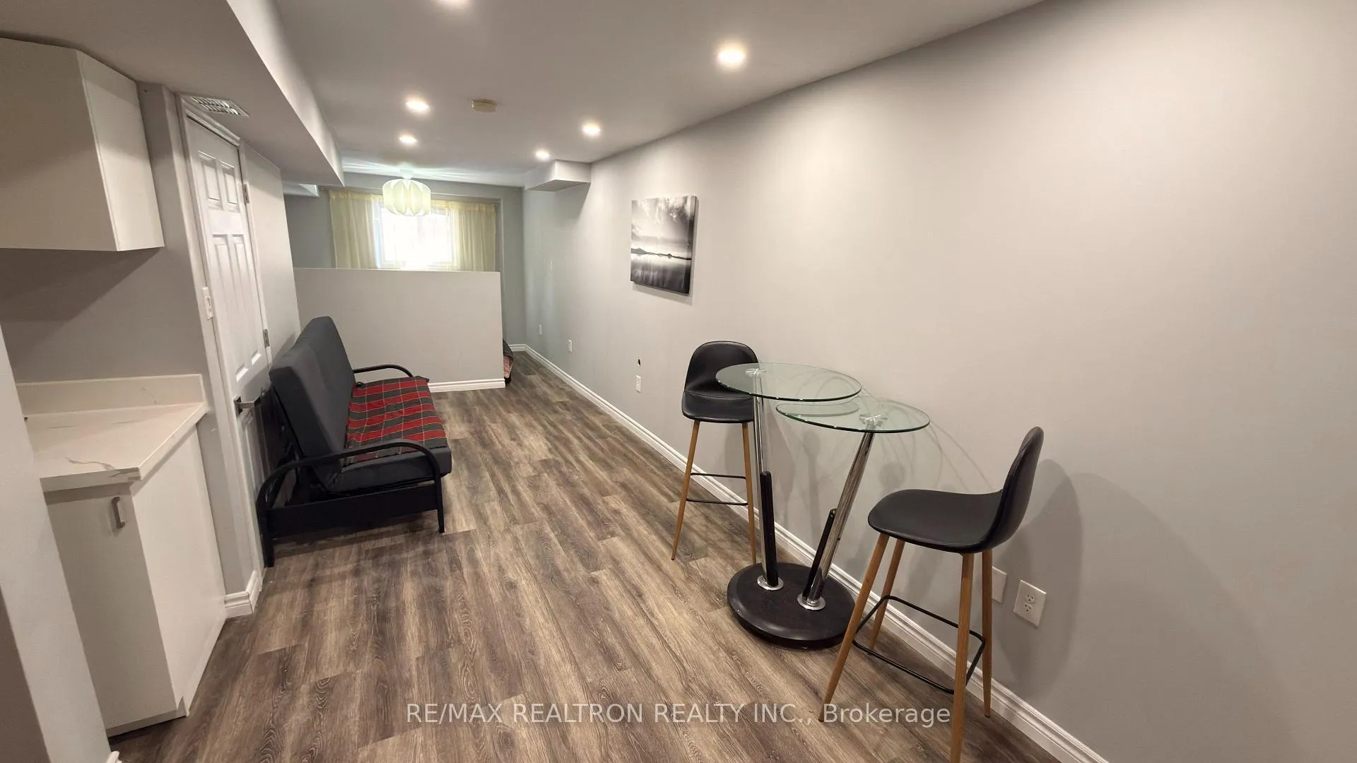 Photo 5 of 2 Pass Court, Barrie, Ardagh — HOMEH