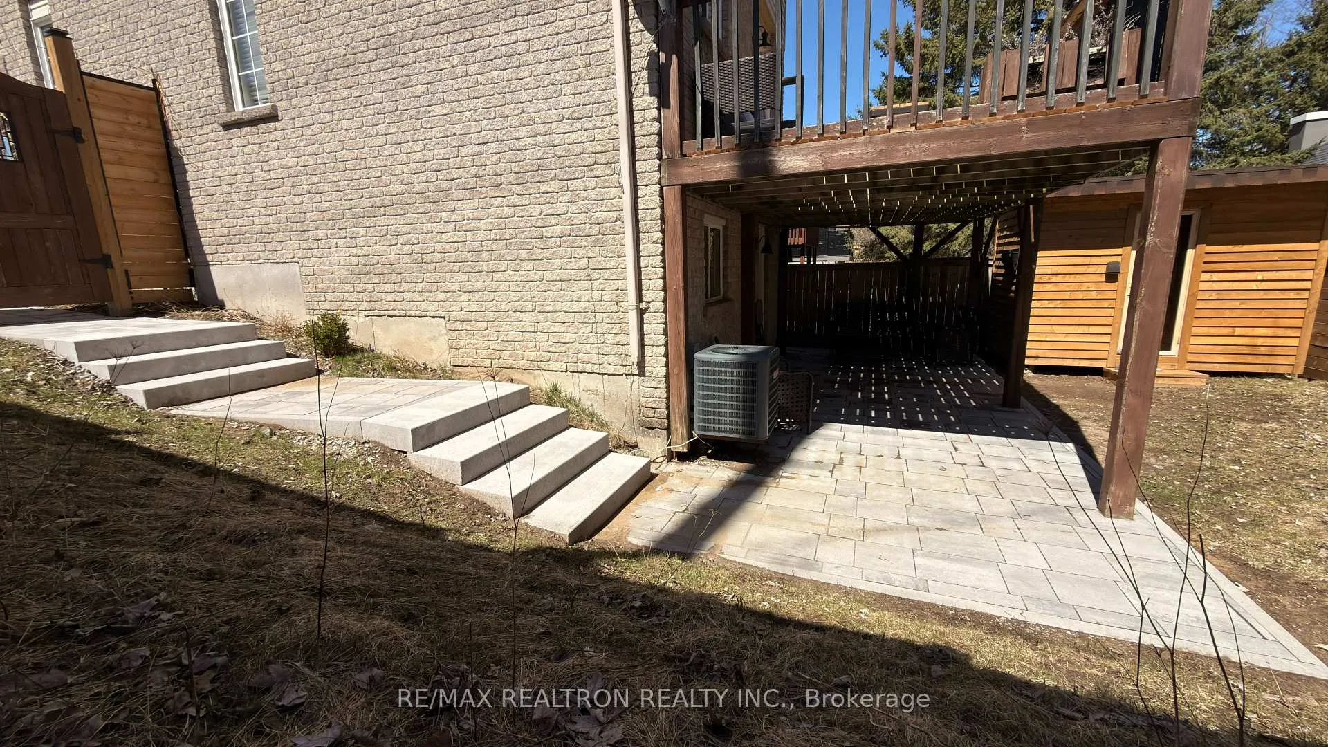 Photo 18 of 2 Pass Court, Barrie, Ardagh — HOMEH