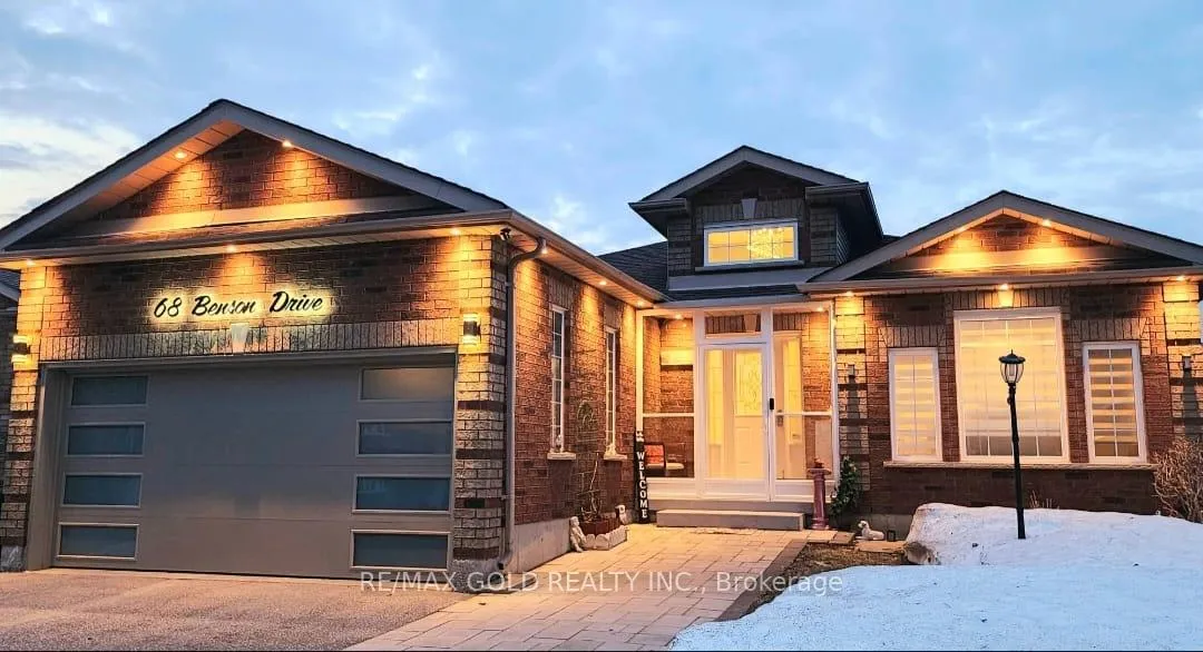 Photo 2 of 68 Benson Drive, Barrie, Northwest — HOMEH