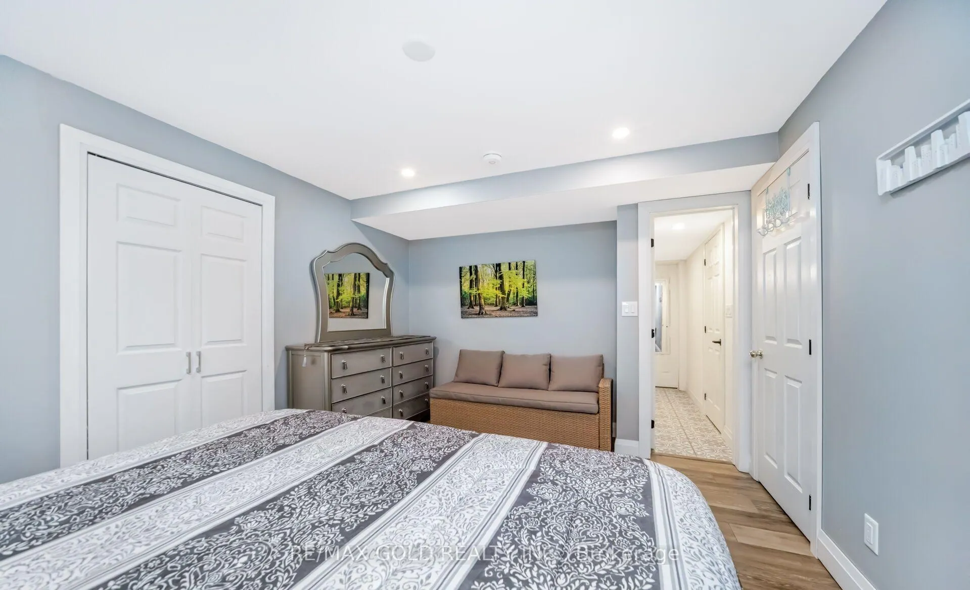 Photo 31 of 68 Benson Drive, Barrie, Northwest — HOMEH