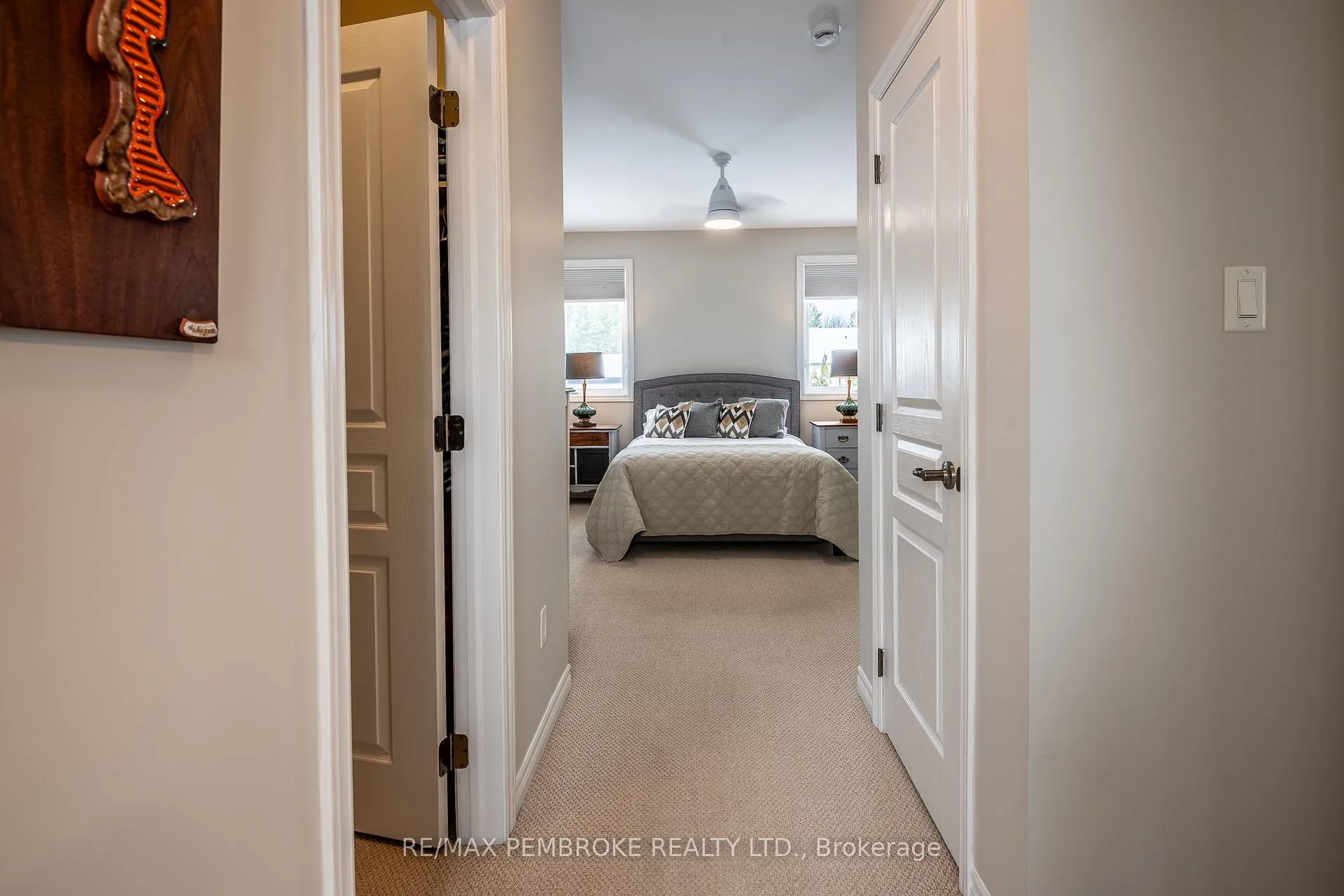 Photo 30 of 545 Gardner Crescent, Petawawa — HOMEH