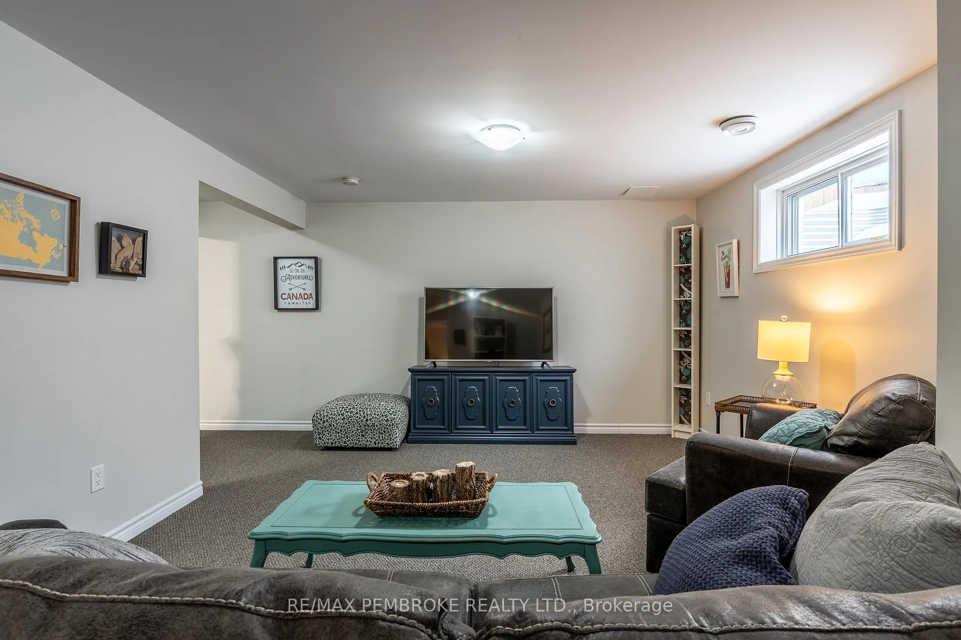 Photo 34 of 545 Gardner Crescent, Petawawa — HOMEH