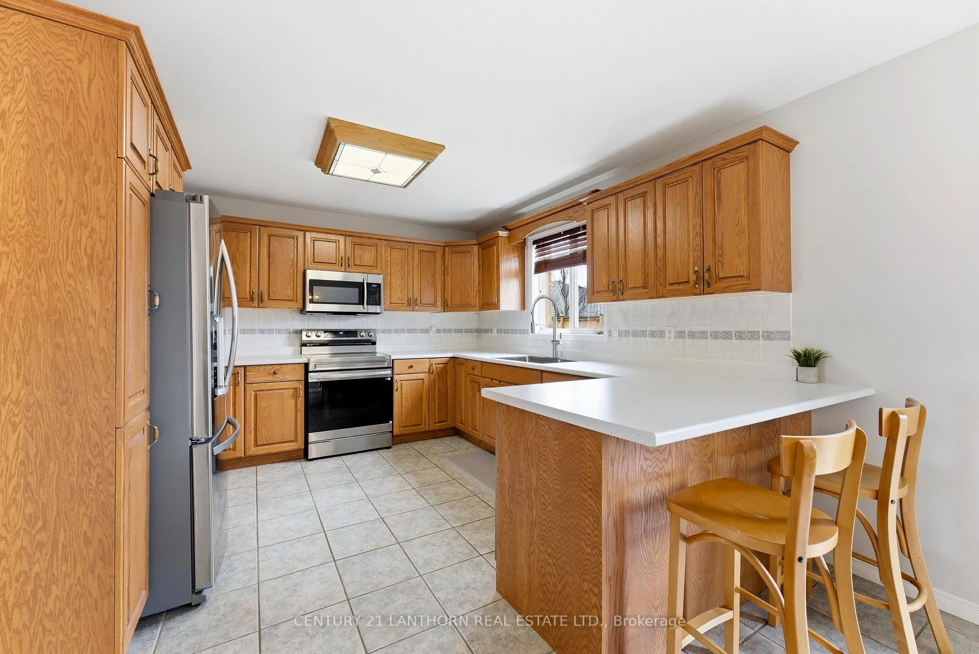 Photo 13 of 26 Linden Lane, Belleville, Belleville Ward — HOMEH