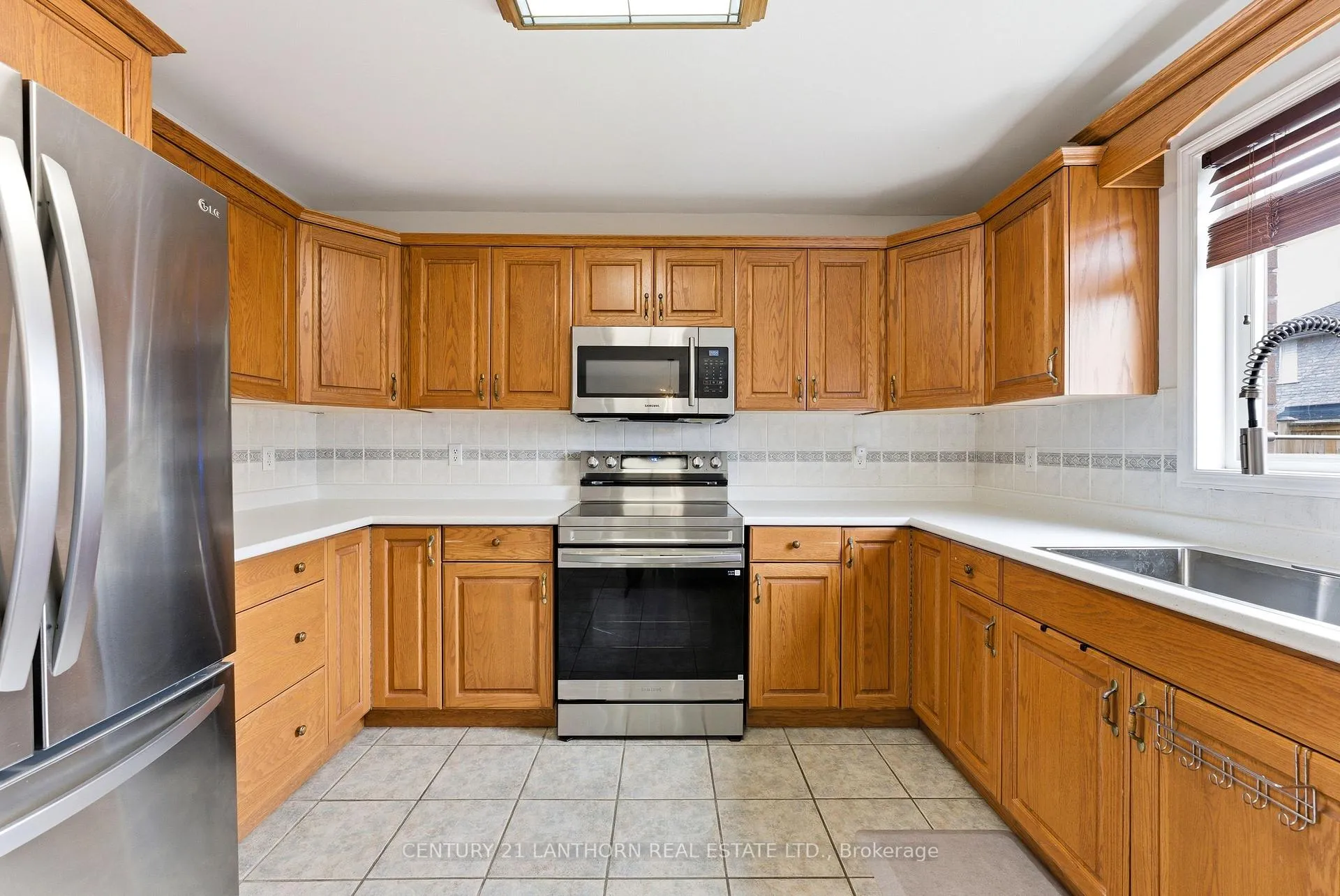 Photo 14 of 26 Linden Lane, Belleville, Belleville Ward — HOMEH