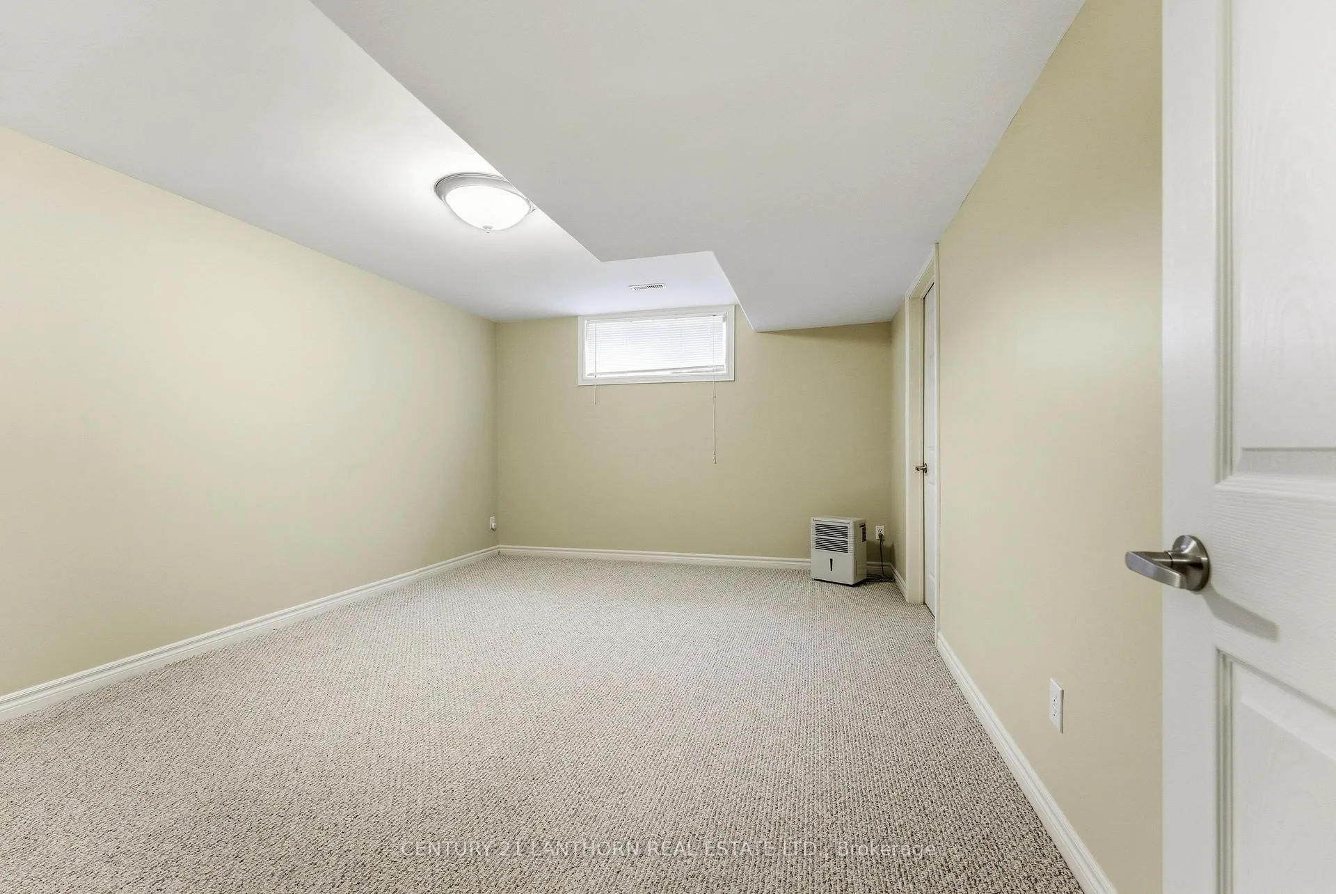 Photo 41 of 26 Linden Lane, Belleville, Belleville Ward — HOMEH