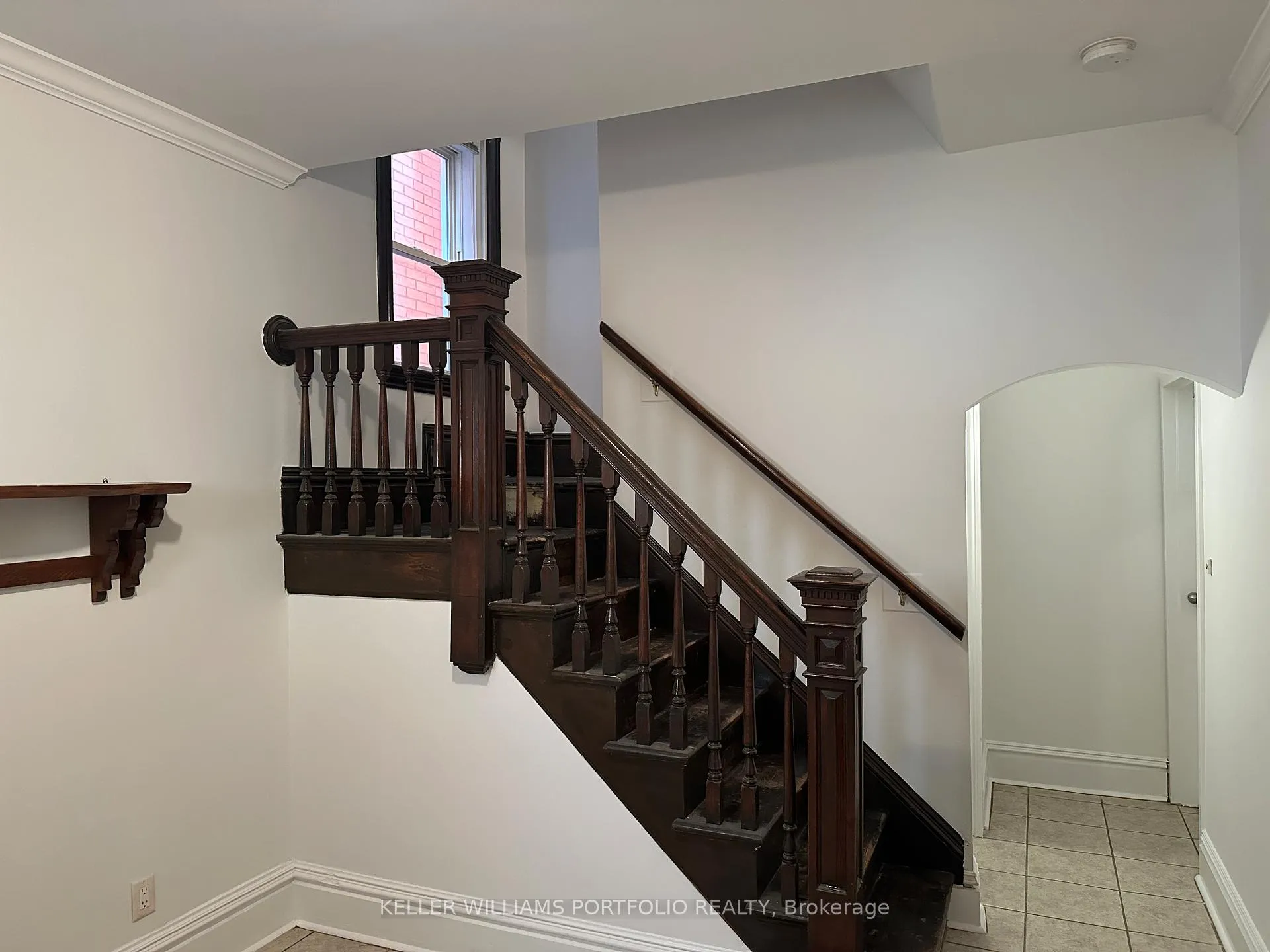 Photo 2 of 47 East Avenue N, Hamilton, Landsdale — HOMEH