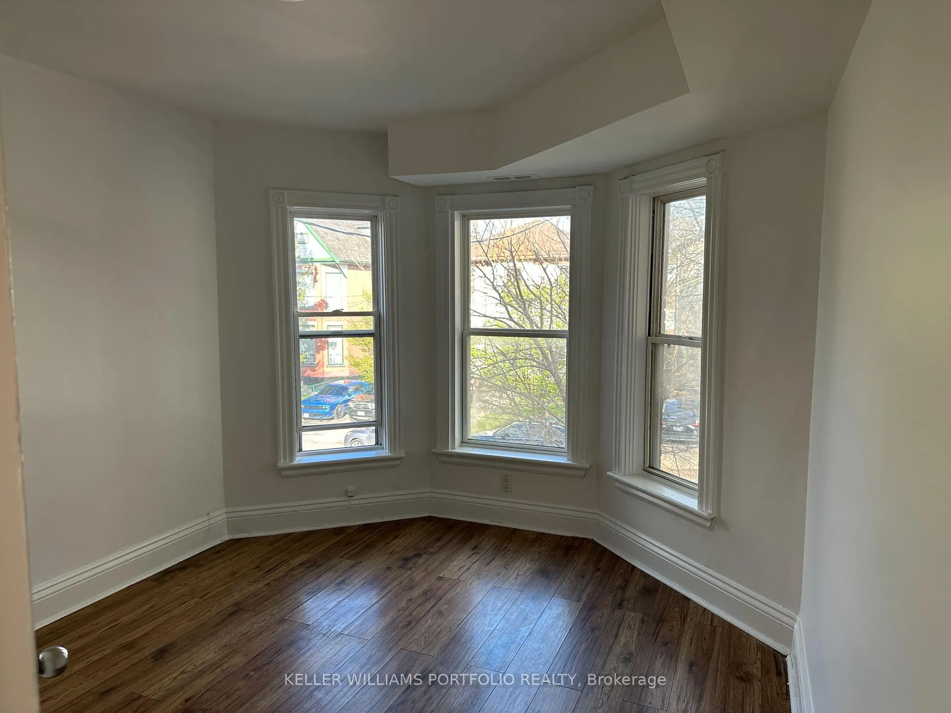 Photo 10 of 47 East Avenue N, Hamilton, Landsdale — HOMEH