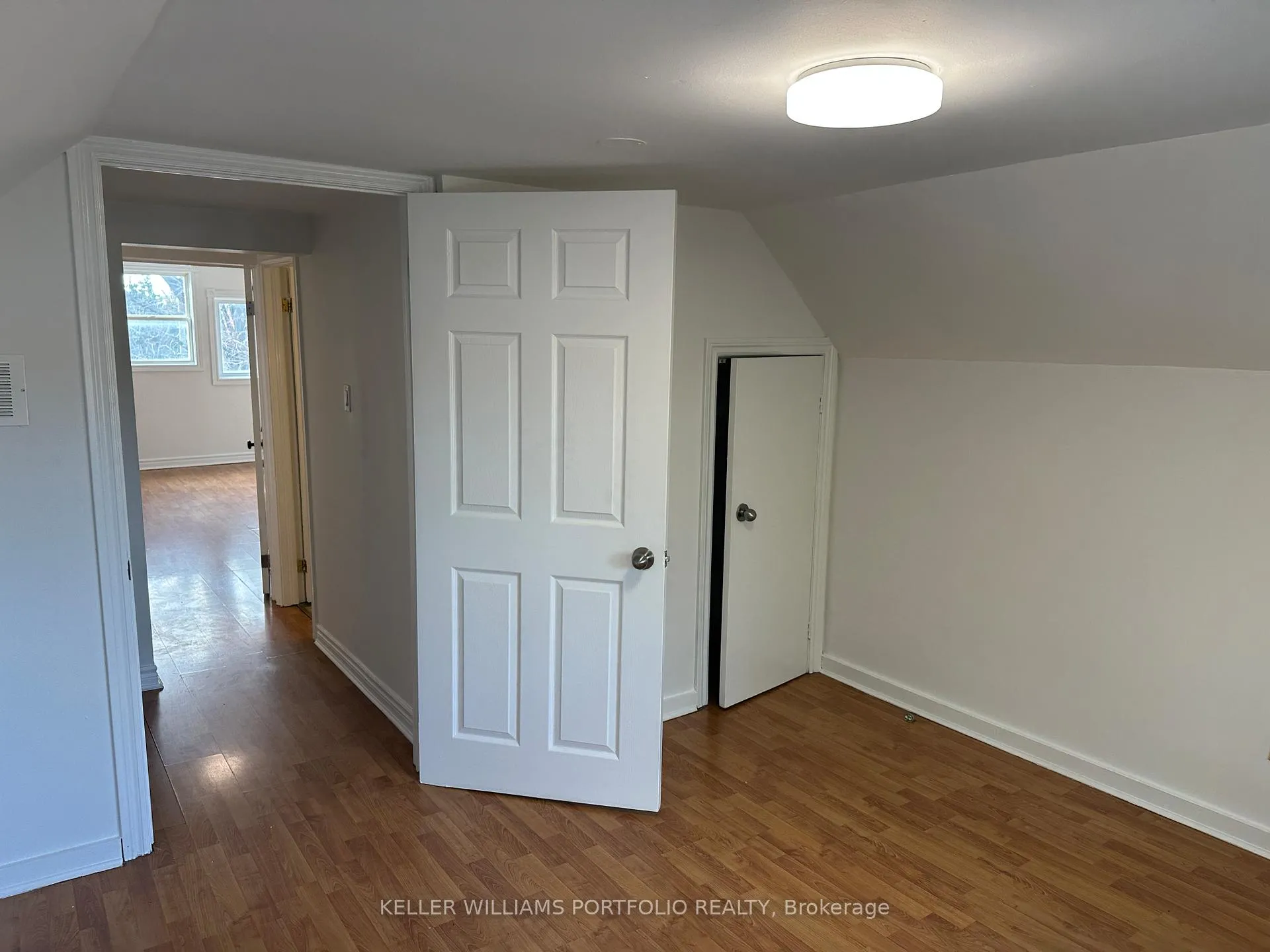 Photo 17 of 47 East Avenue N, Hamilton, Landsdale — HOMEH