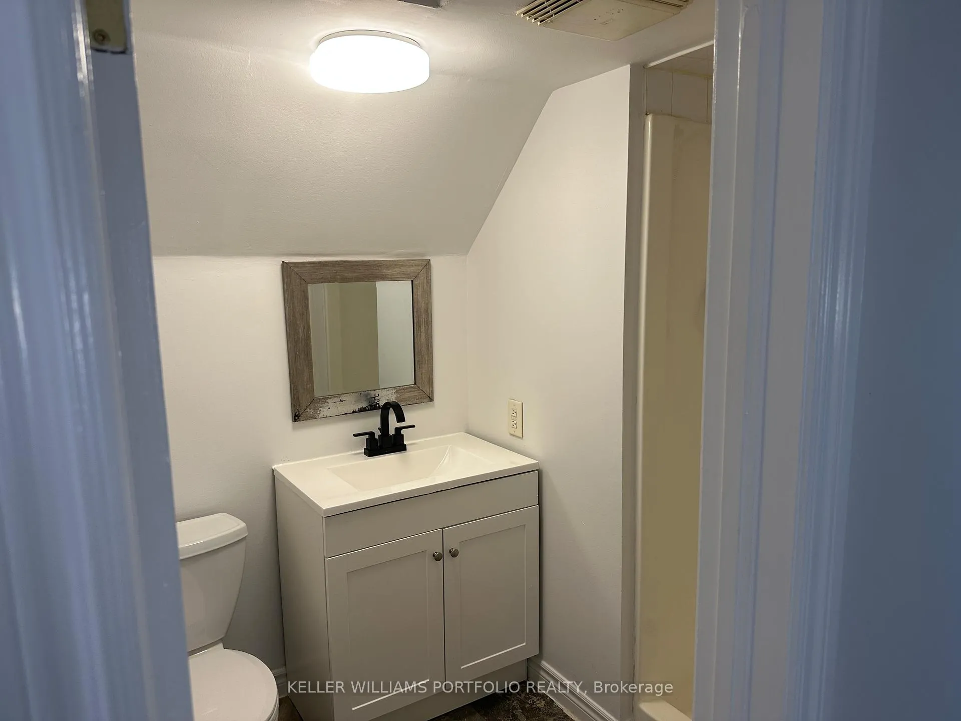 Photo 18 of 47 East Avenue N, Hamilton, Landsdale — HOMEH