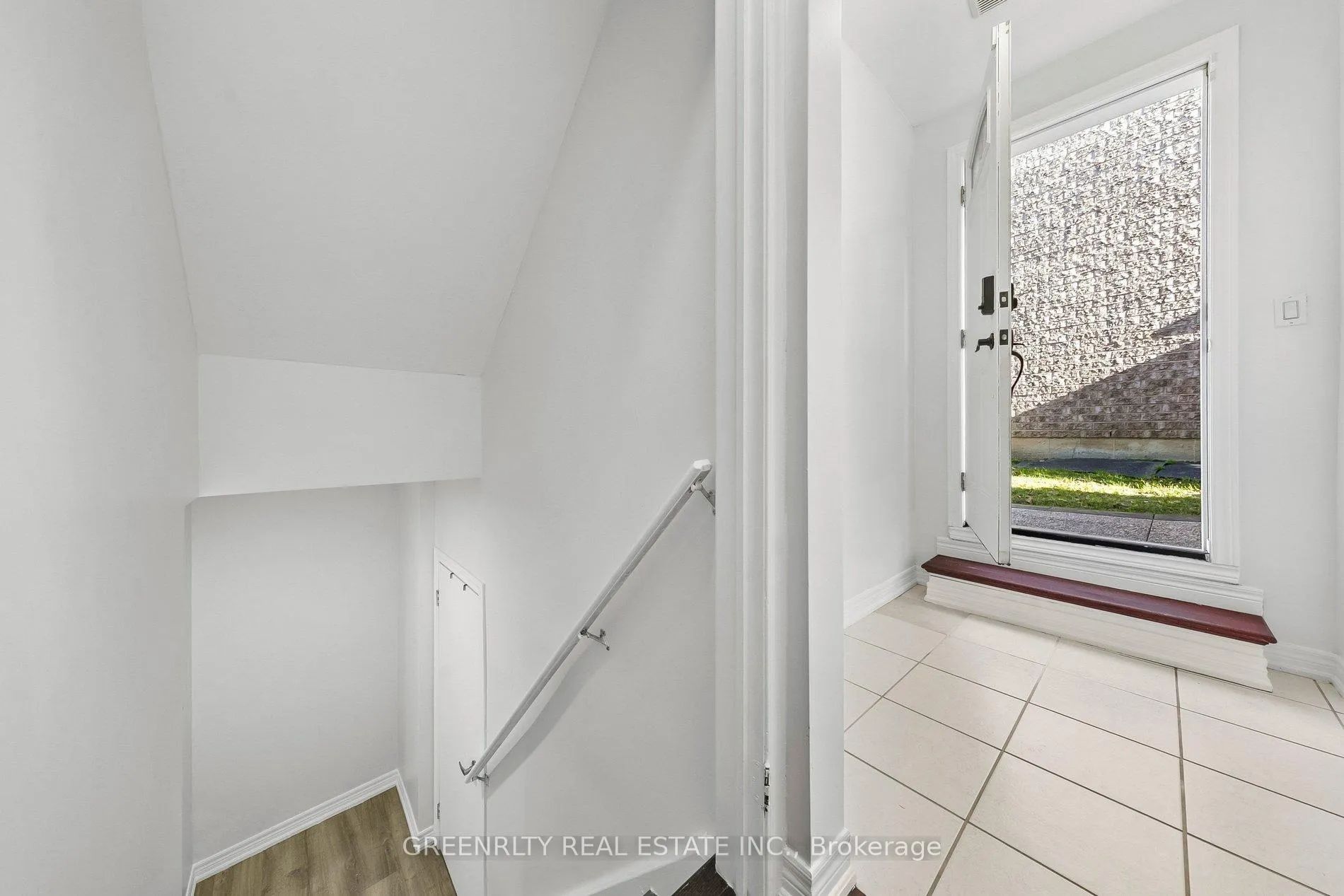Photo 11 of Unit Basement, 124 Harbourtown Crescent, Brampton, Madoc — HOMEH