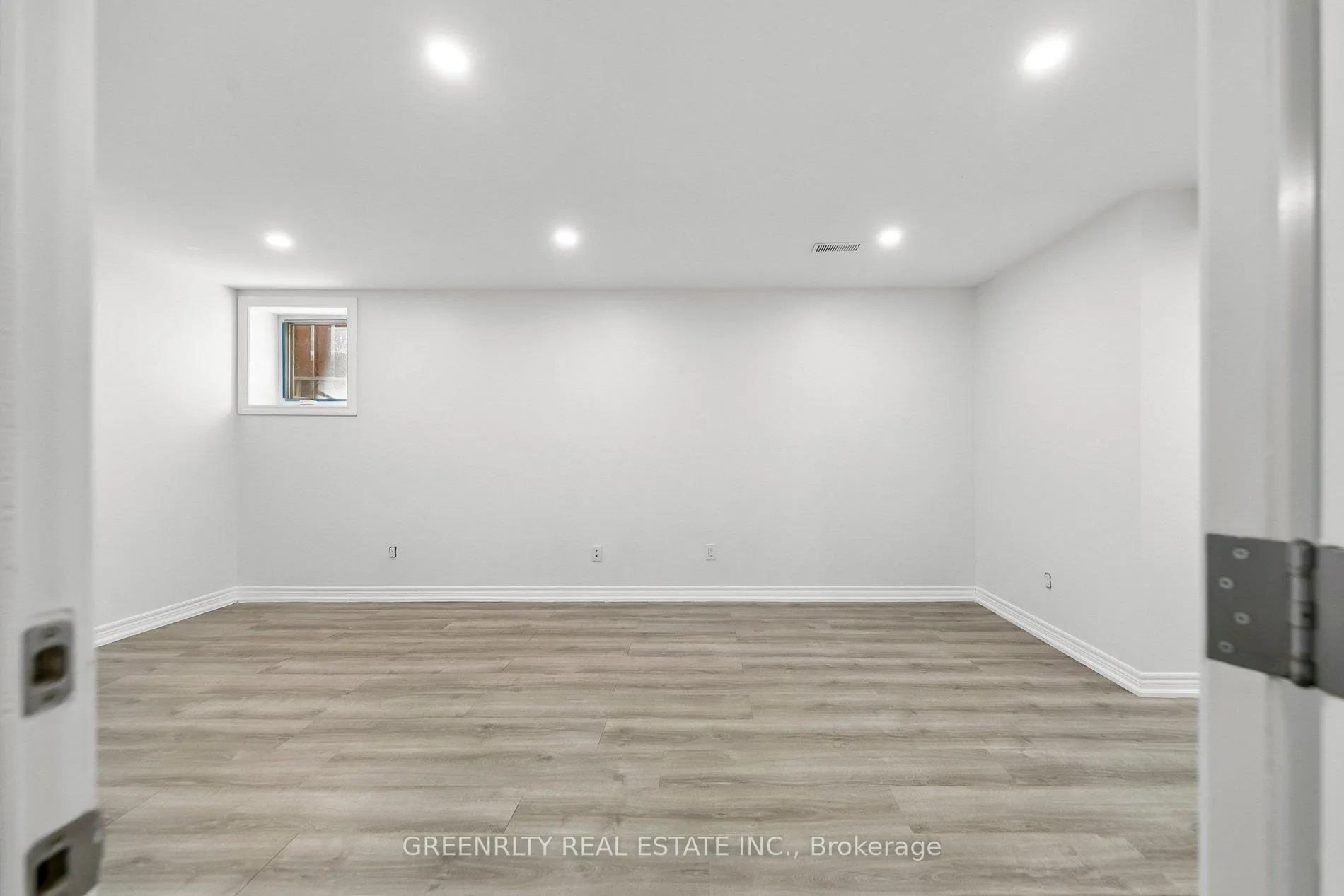 Photo 13 of Unit Basement, 124 Harbourtown Crescent, Brampton, Madoc — HOMEH