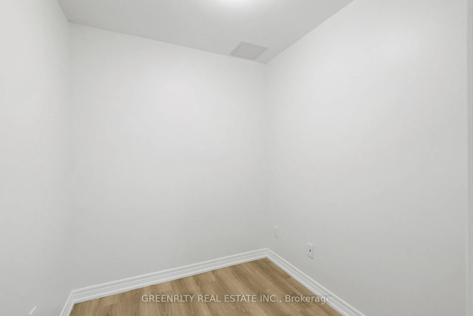 Photo 28 of Unit Basement, 124 Harbourtown Crescent, Brampton, Madoc — HOMEH