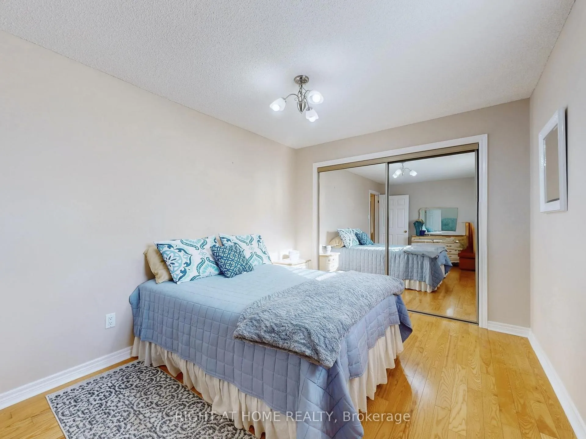 Photo 25 of 2 Barnes Crescent, Scarborough, Woburn — HOMEH