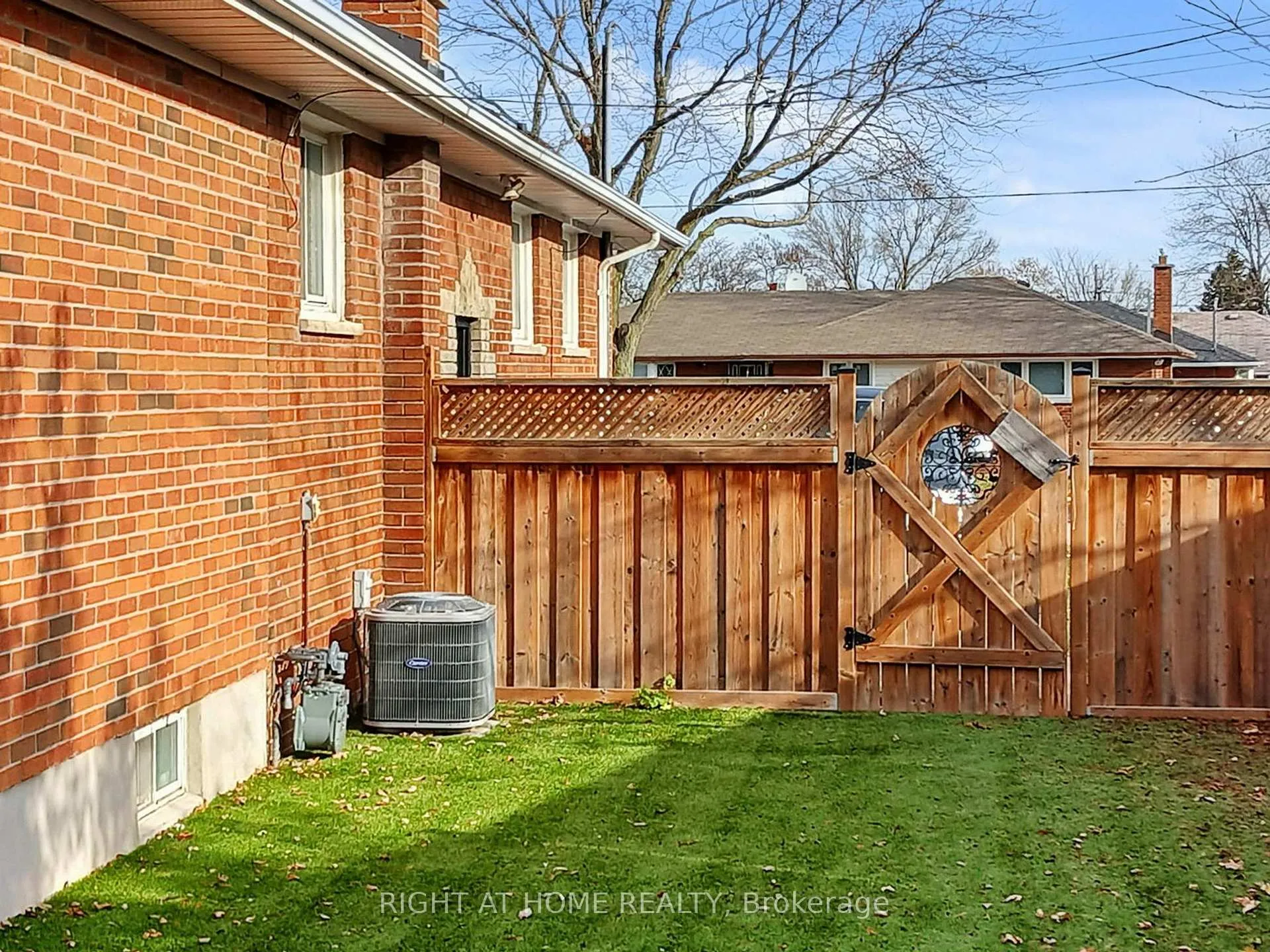 Photo 50 of 2 Barnes Crescent, Scarborough, Woburn — HOMEH