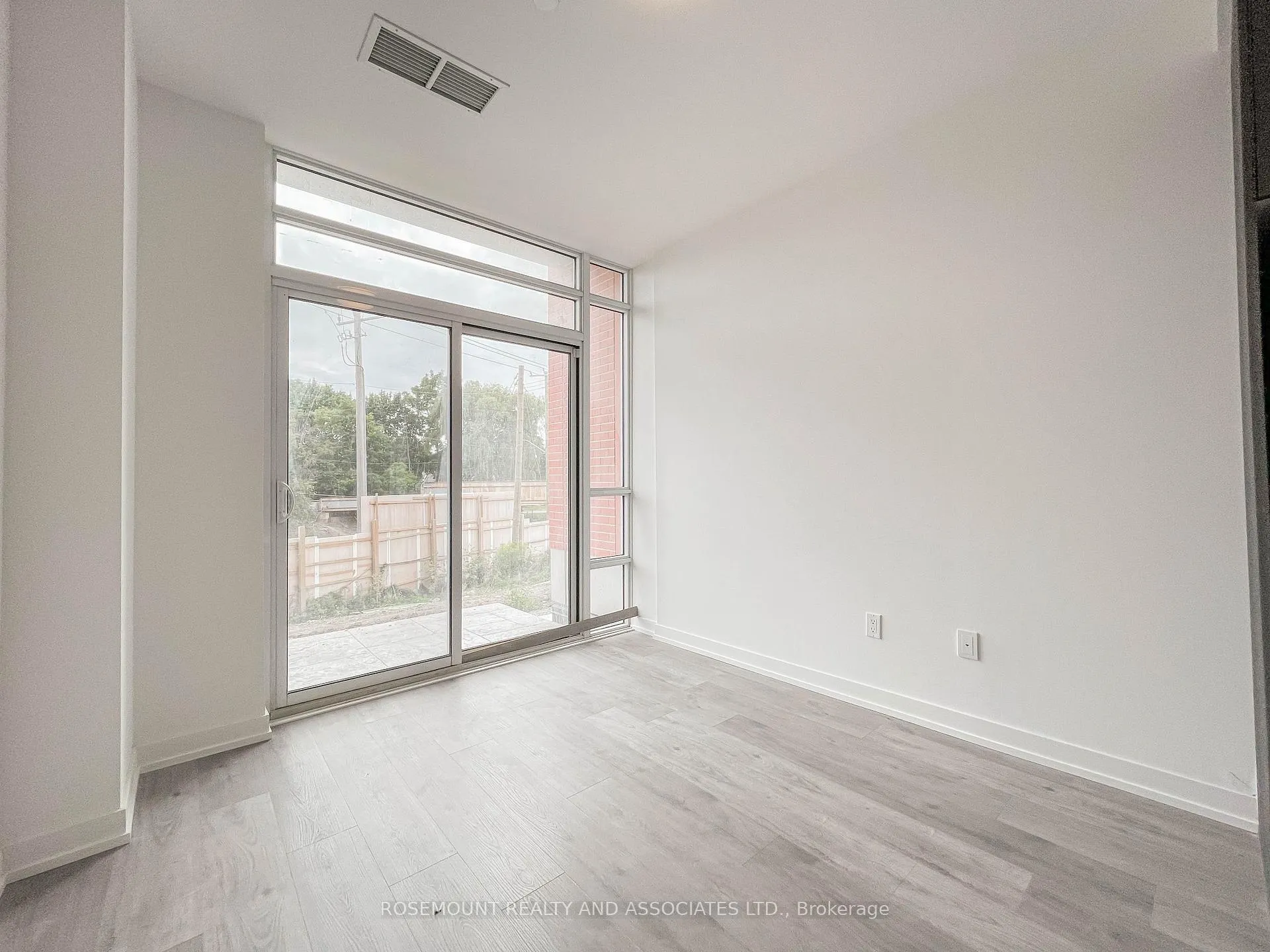 Photo 7 of Unit 109, 1010 Dundas Street E, Whitby, Pringle Creek — HOMEH