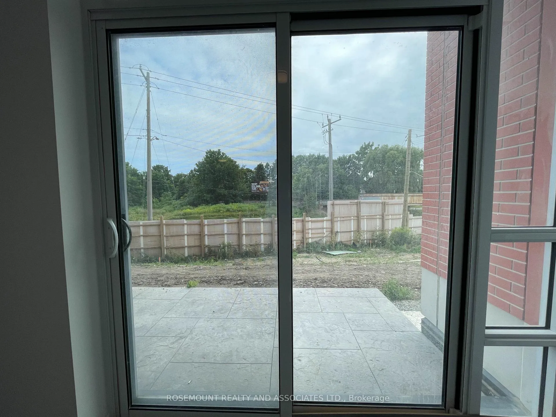 Photo 8 of Unit 109, 1010 Dundas Street E, Whitby, Pringle Creek — HOMEH