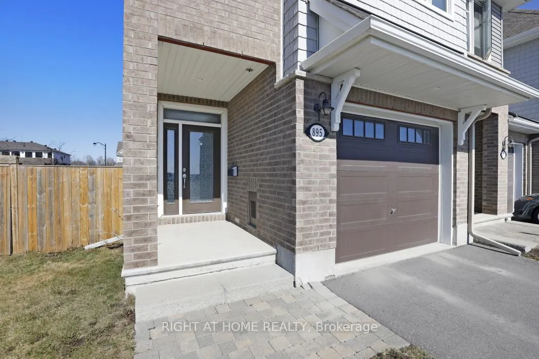 Photo 2 of 895 Antonio Farley Street, Ottawa, Camelot — HOMEH