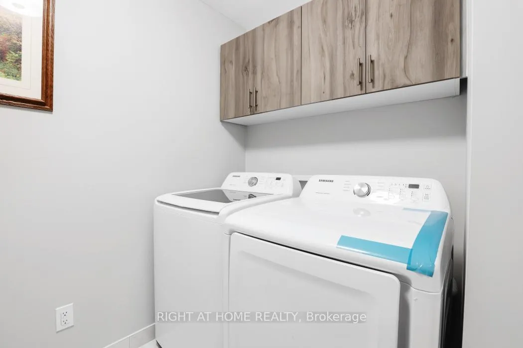 Photo 21 of 895 Antonio Farley Street, Ottawa, Camelot — HOMEH