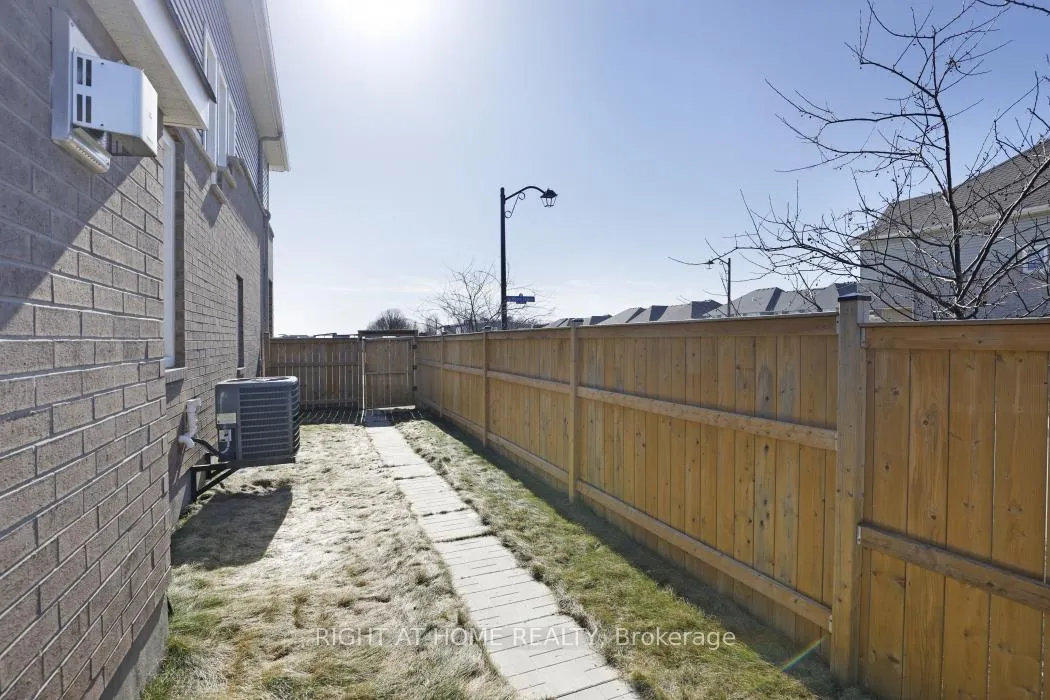 Photo 27 of 895 Antonio Farley Street, Ottawa, Camelot — HOMEH