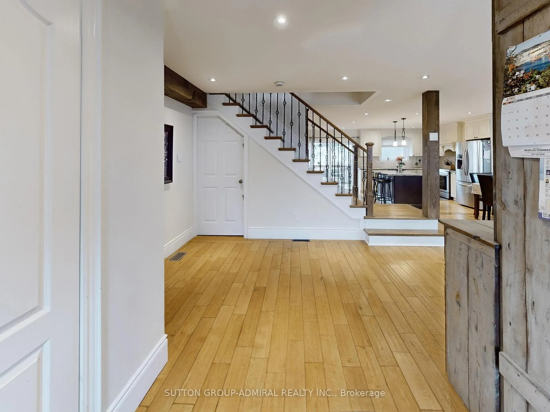 Photo 3 of 128 Sutherland Avenue, Oshawa, O'Neill — HOMEH
