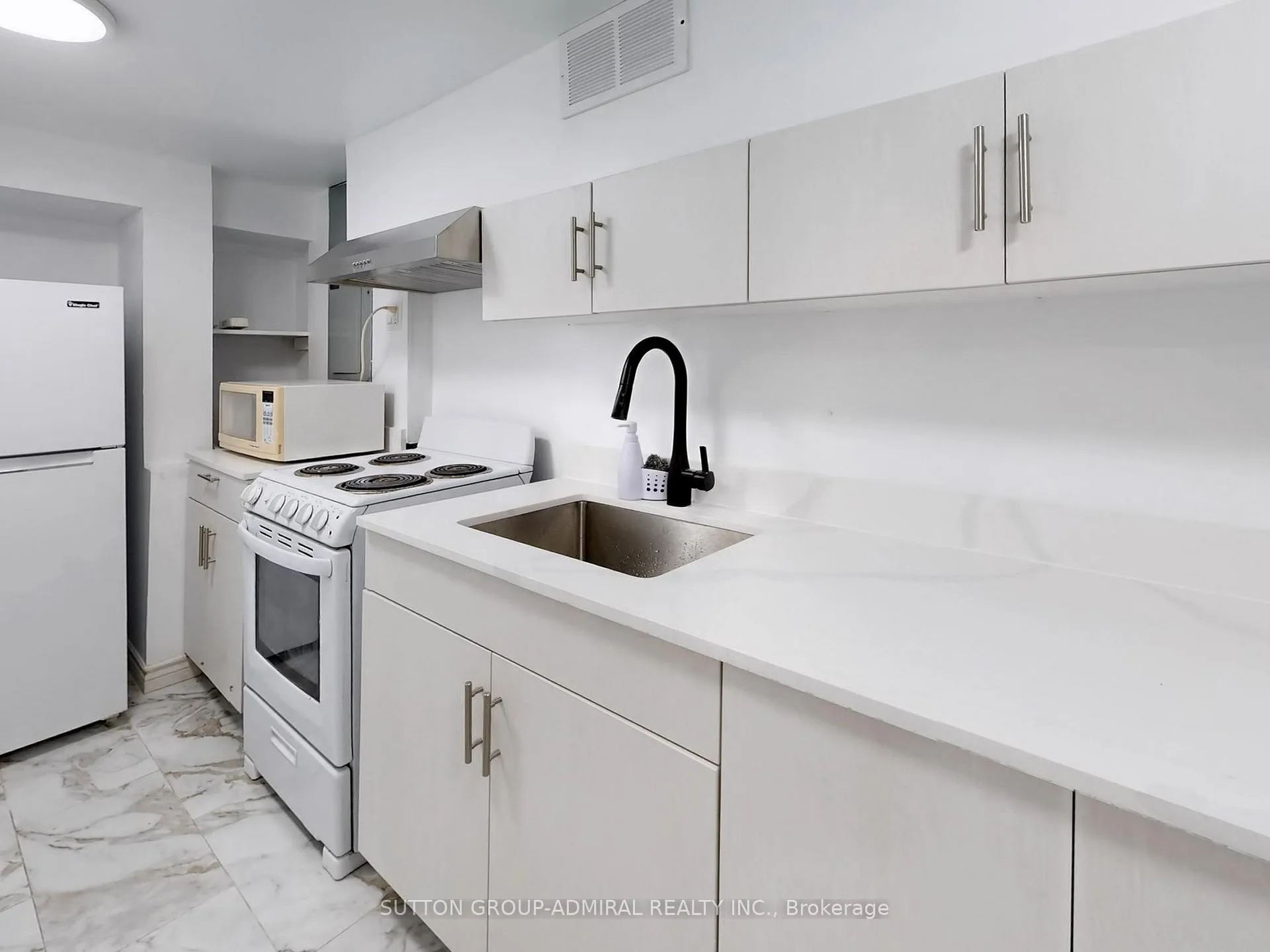 Photo 27 of 128 Sutherland Avenue, Oshawa, O'Neill — HOMEH
