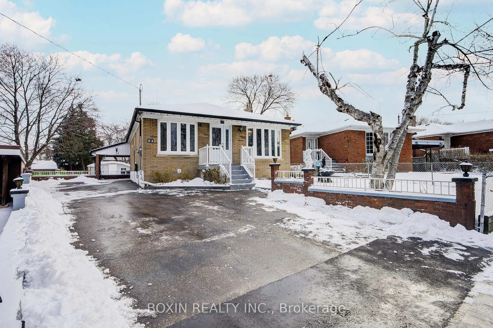 Photo 1 of 31 Tremely Crescent, Scarborough, Eglinton East — HOMEH