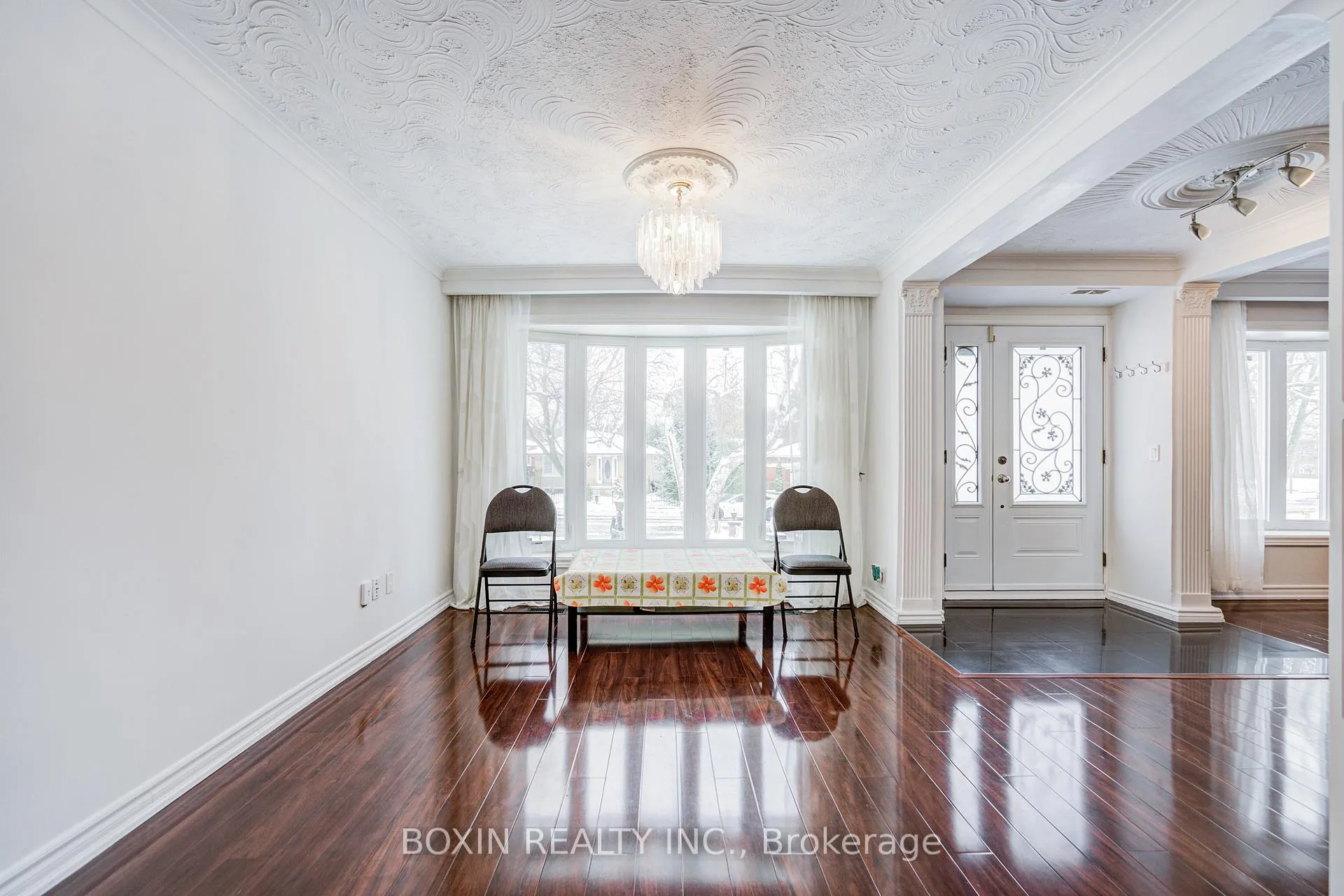 Photo 6 of 31 Tremely Crescent, Scarborough, Eglinton East — HOMEH