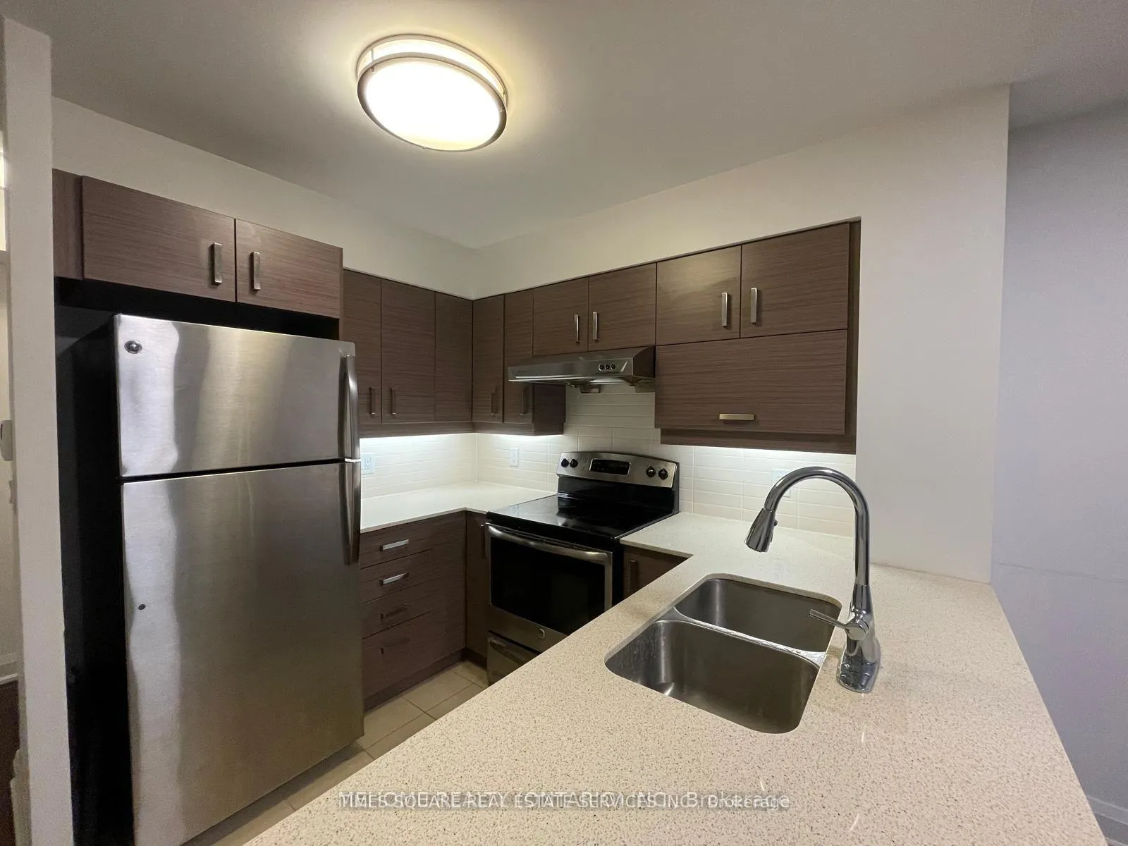 Photo 1 of Unit 518, 1 Uptown Drive, Markham, Unionville — HOMEH