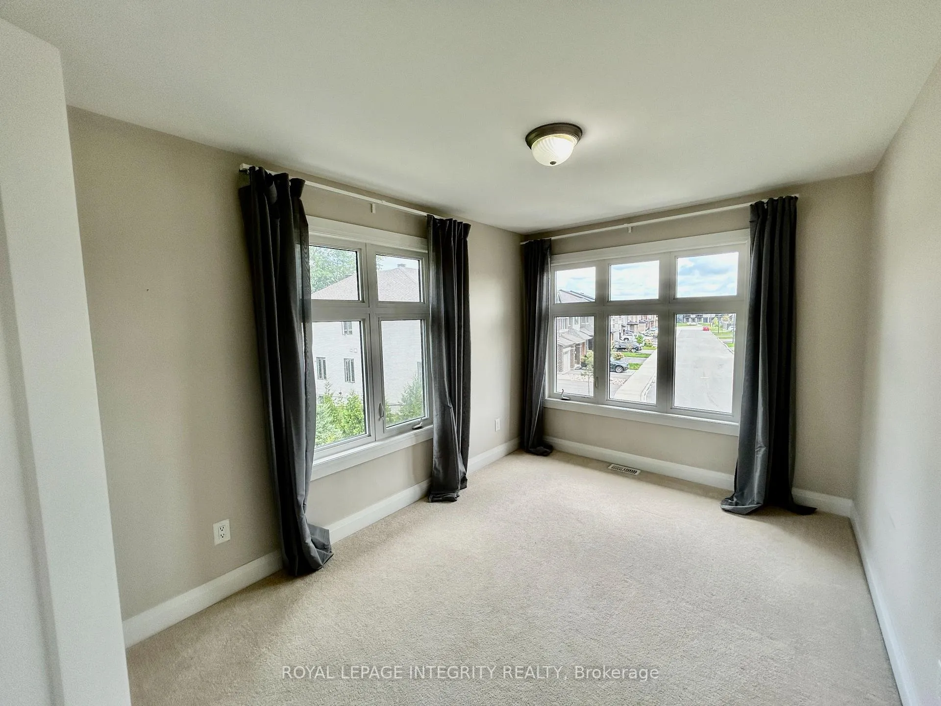 Photo 16 of 798 Carnelian Crescent, Ottawa, Riverside South/Gloucester Glen — HOMEH
