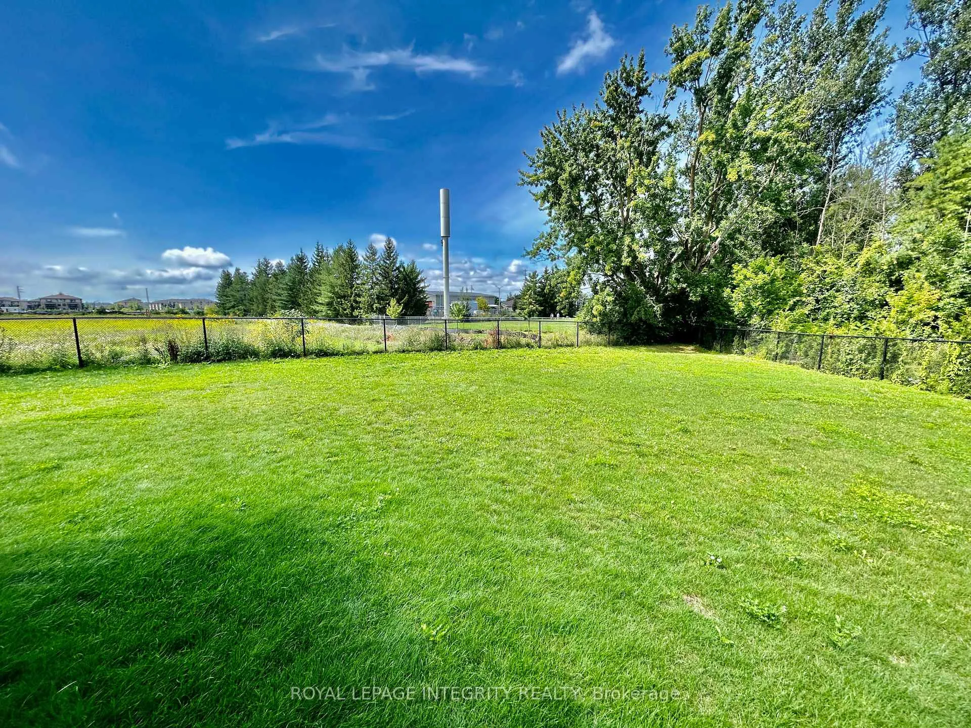 Photo 29 of 798 Carnelian Crescent, Ottawa, Riverside South/Gloucester Glen — HOMEH