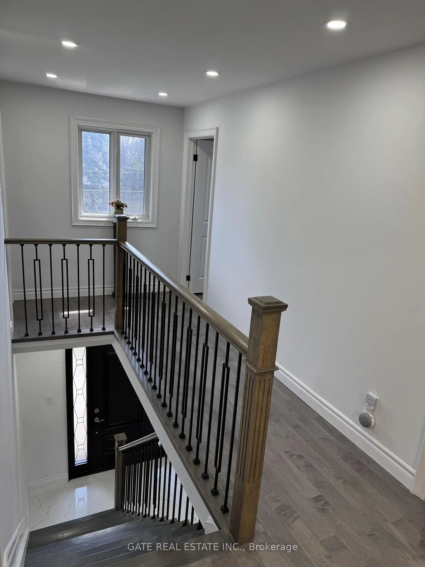 Photo 15 of 10 Thorny Brae Drive, Markham, Royal Orchard — HOMEH