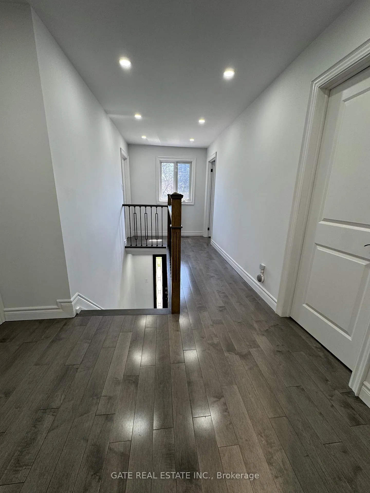 Photo 17 of 10 Thorny Brae Drive, Markham, Royal Orchard — HOMEH