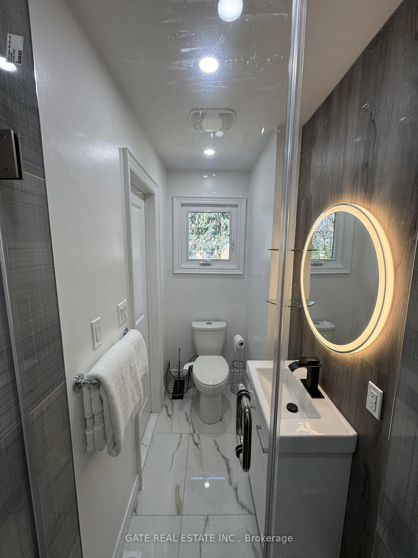 Photo 21 of 10 Thorny Brae Drive, Markham, Royal Orchard — HOMEH