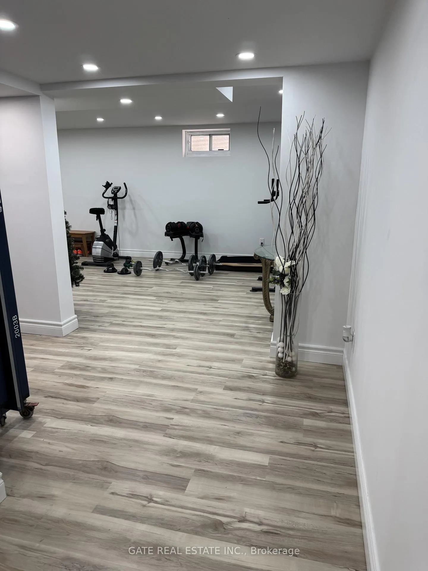 Photo 27 of 10 Thorny Brae Drive, Markham, Royal Orchard — HOMEH