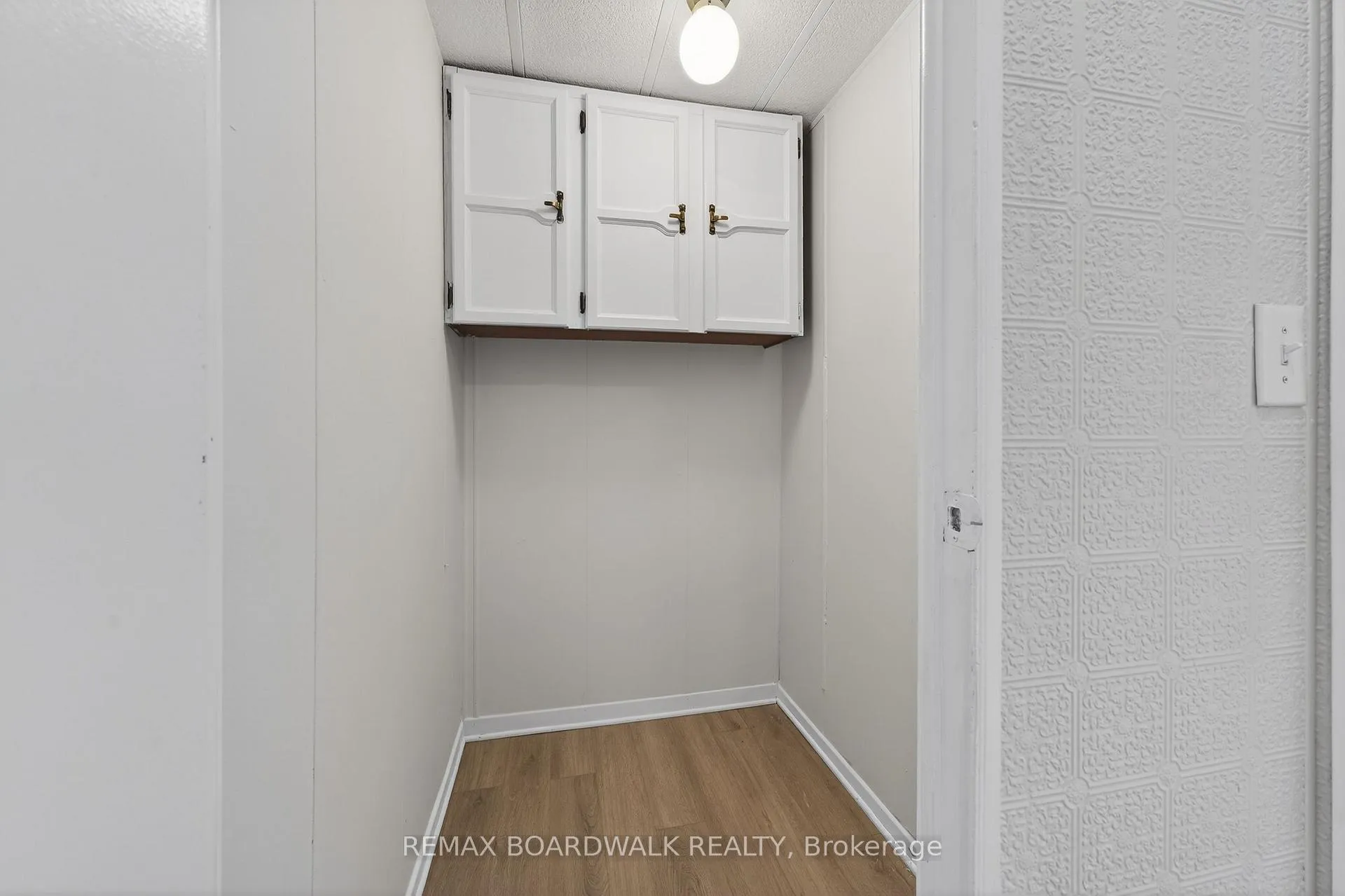 Photo 15 of 10 Fringewood Drive, Ottawa, Fringewood — HOMEH