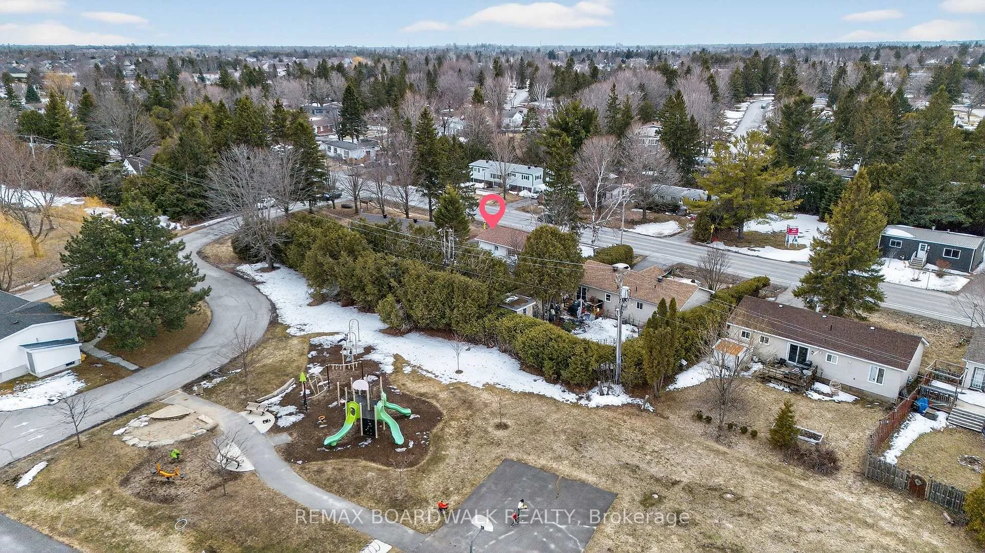 Photo 30 of 10 Fringewood Drive, Ottawa, Fringewood — HOMEH