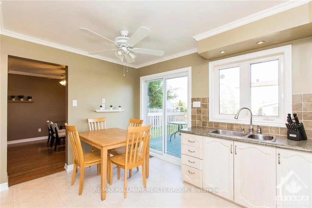 Photo 7 of 617 Wilkie Drive, Ottawa, Fallingbrook/Pineridge — HOMEH